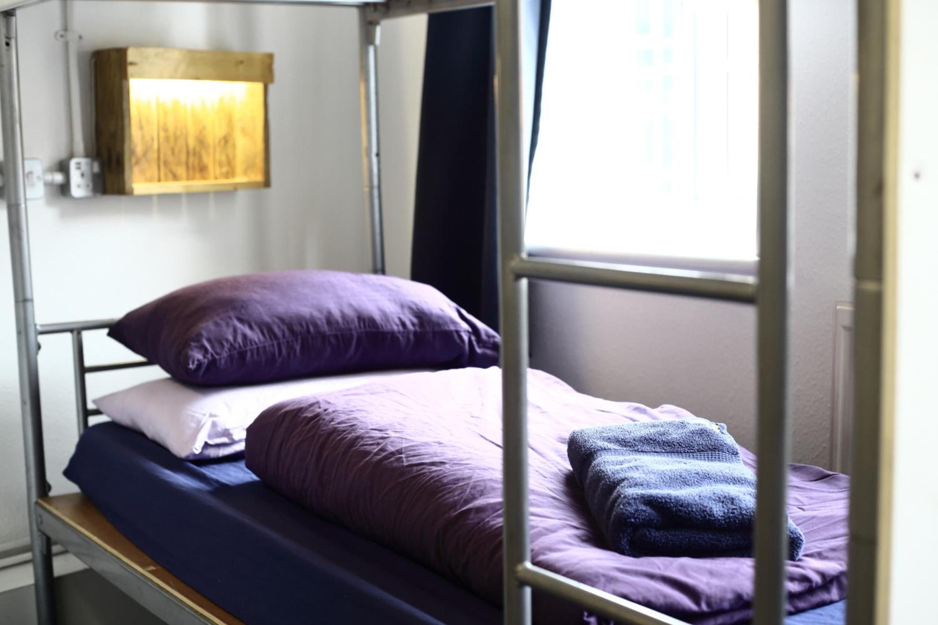 Bed in 8-Bed Mixed Dormitory Room photo 3