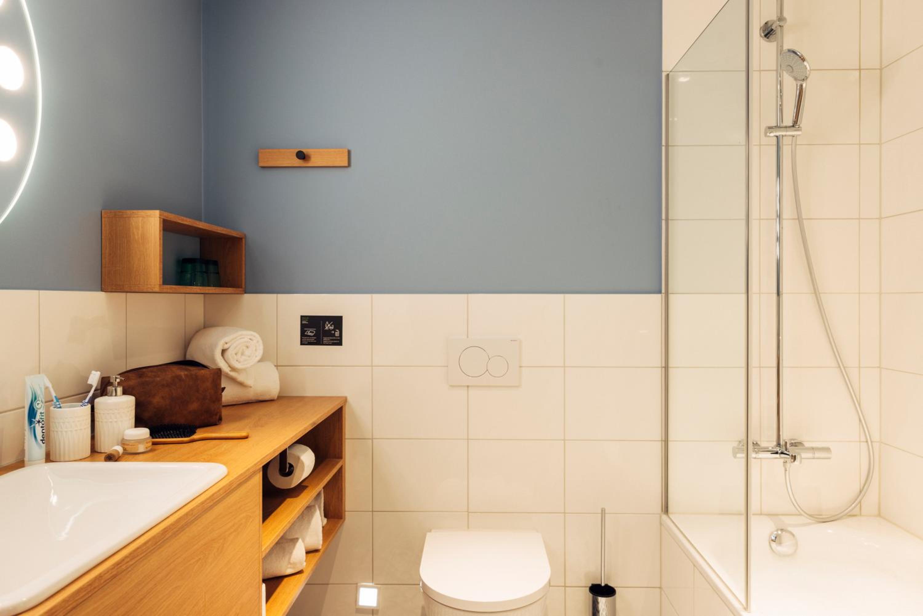 Standard Double or Twin Room photo 2