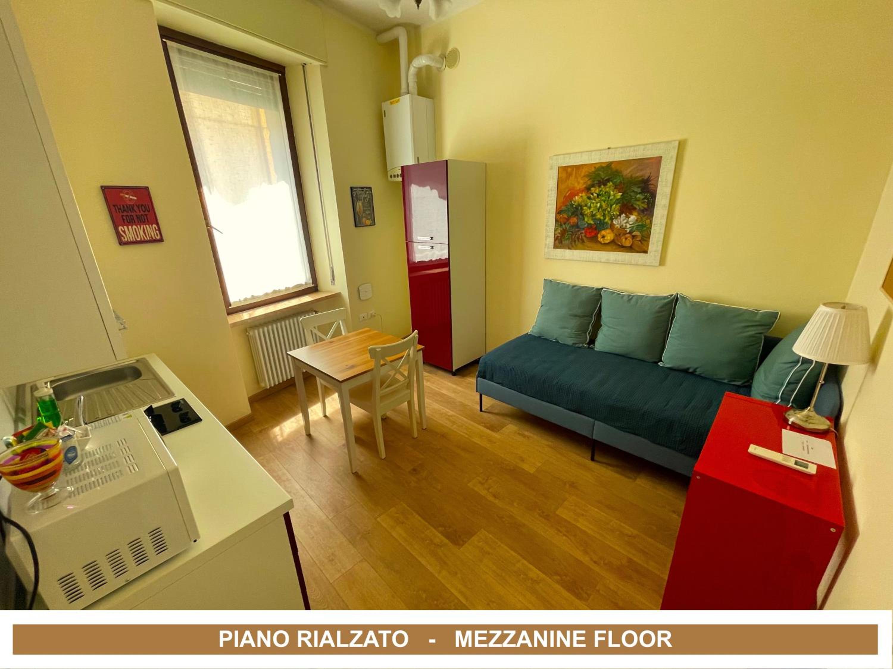 Standard Apartment thumbnail 5