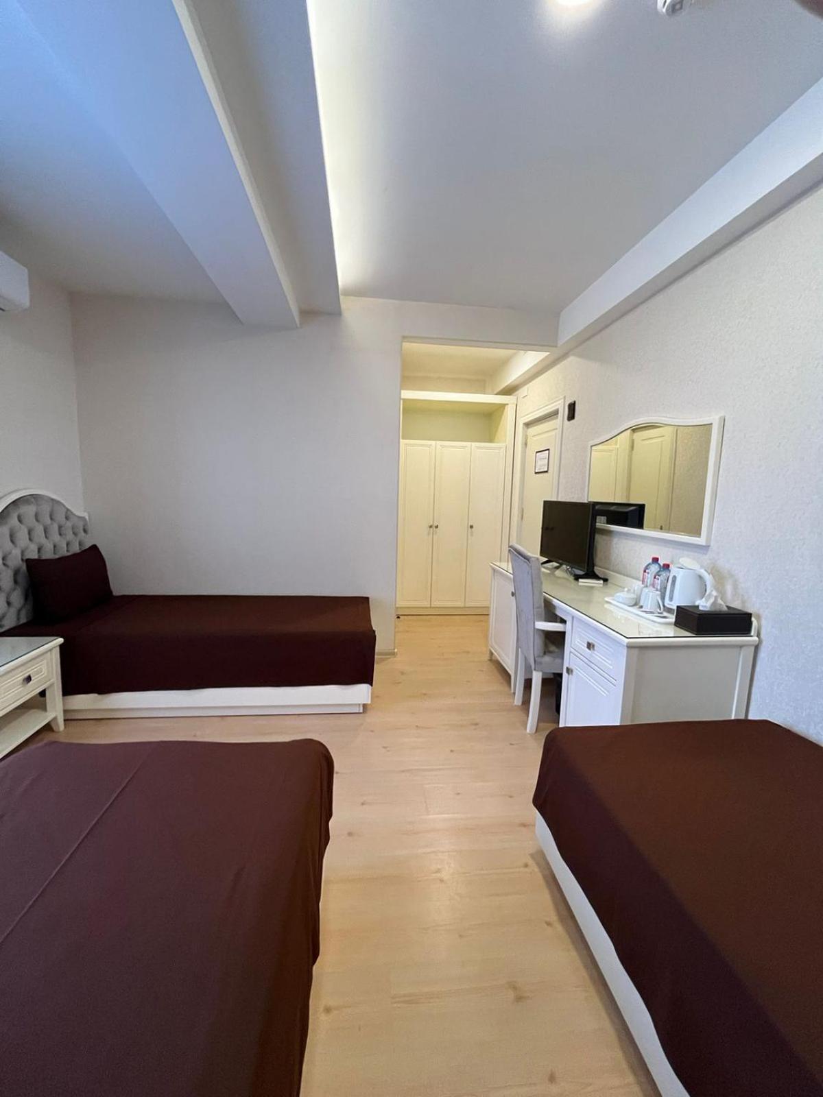 Standard Triple Room photo 3