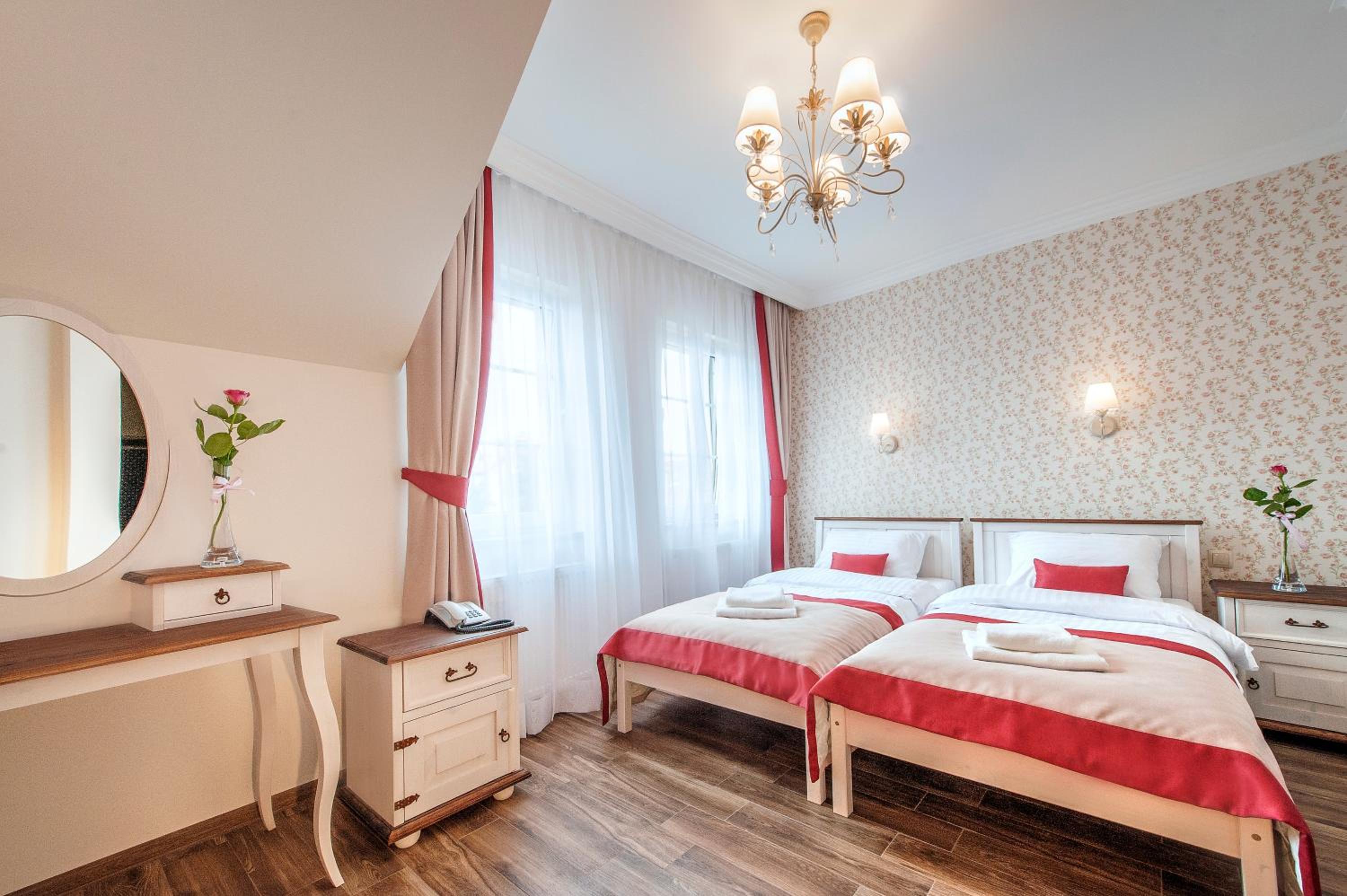 Deluxe Double or Twin Room - Photo 1