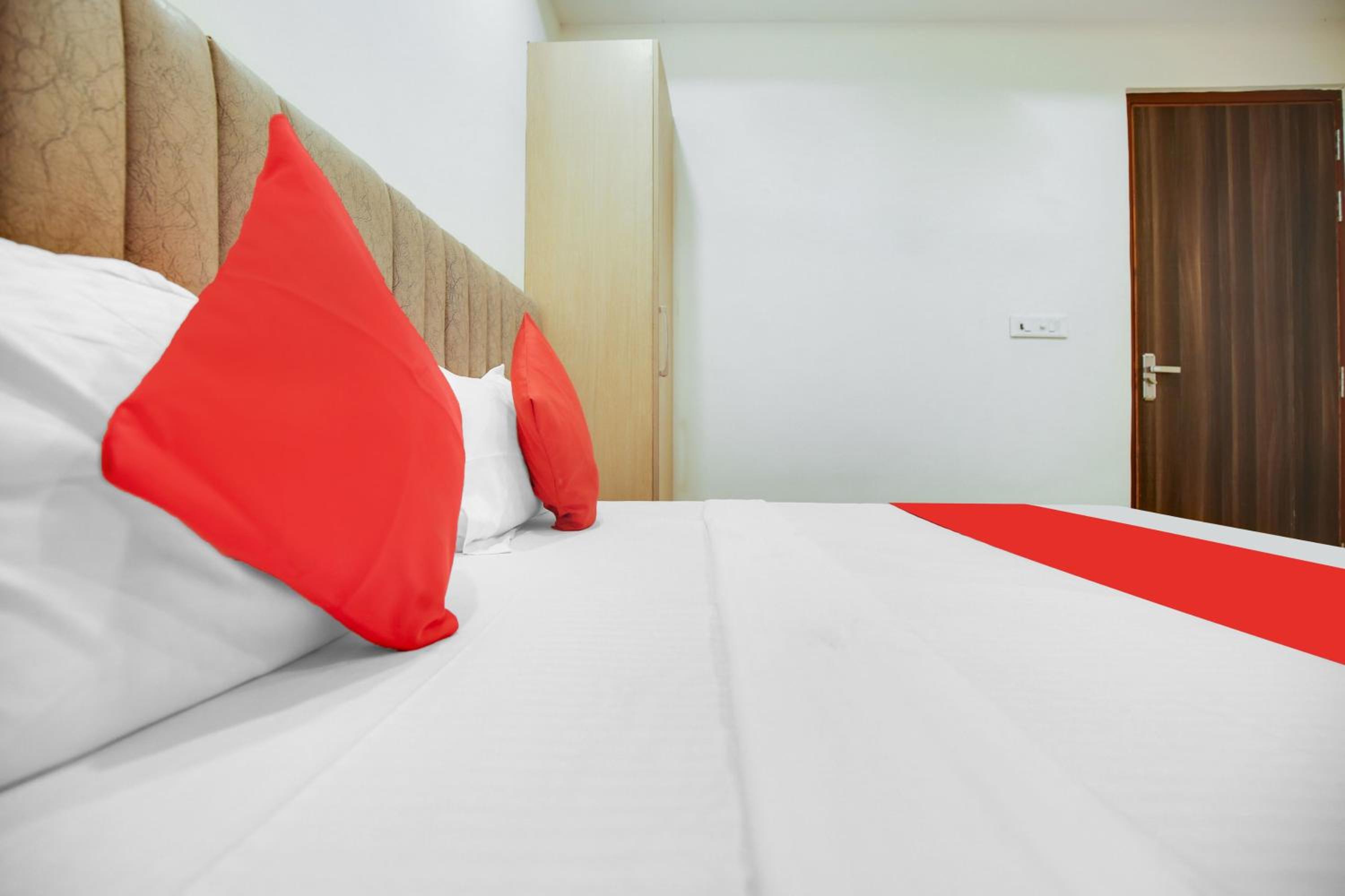 Standard Double Room - Photo 4