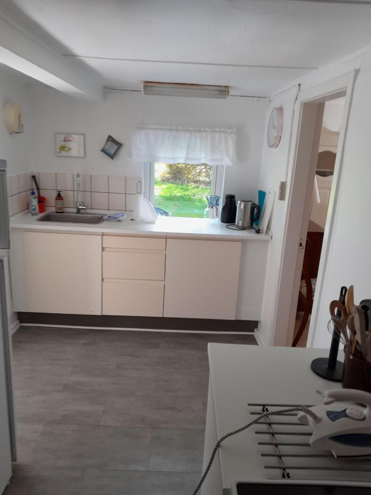 Budget Double Room photo 3