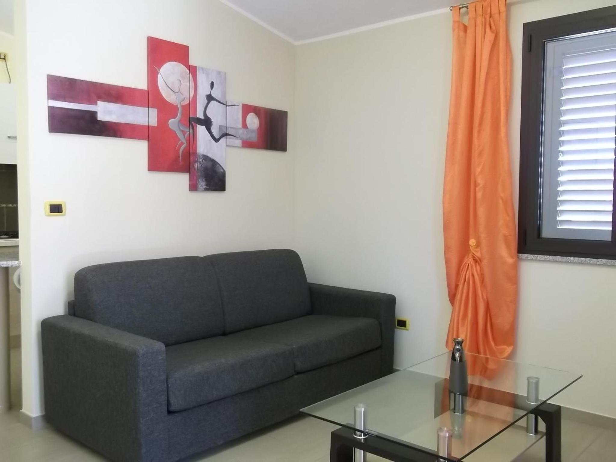 One-Bedroom House photo 1