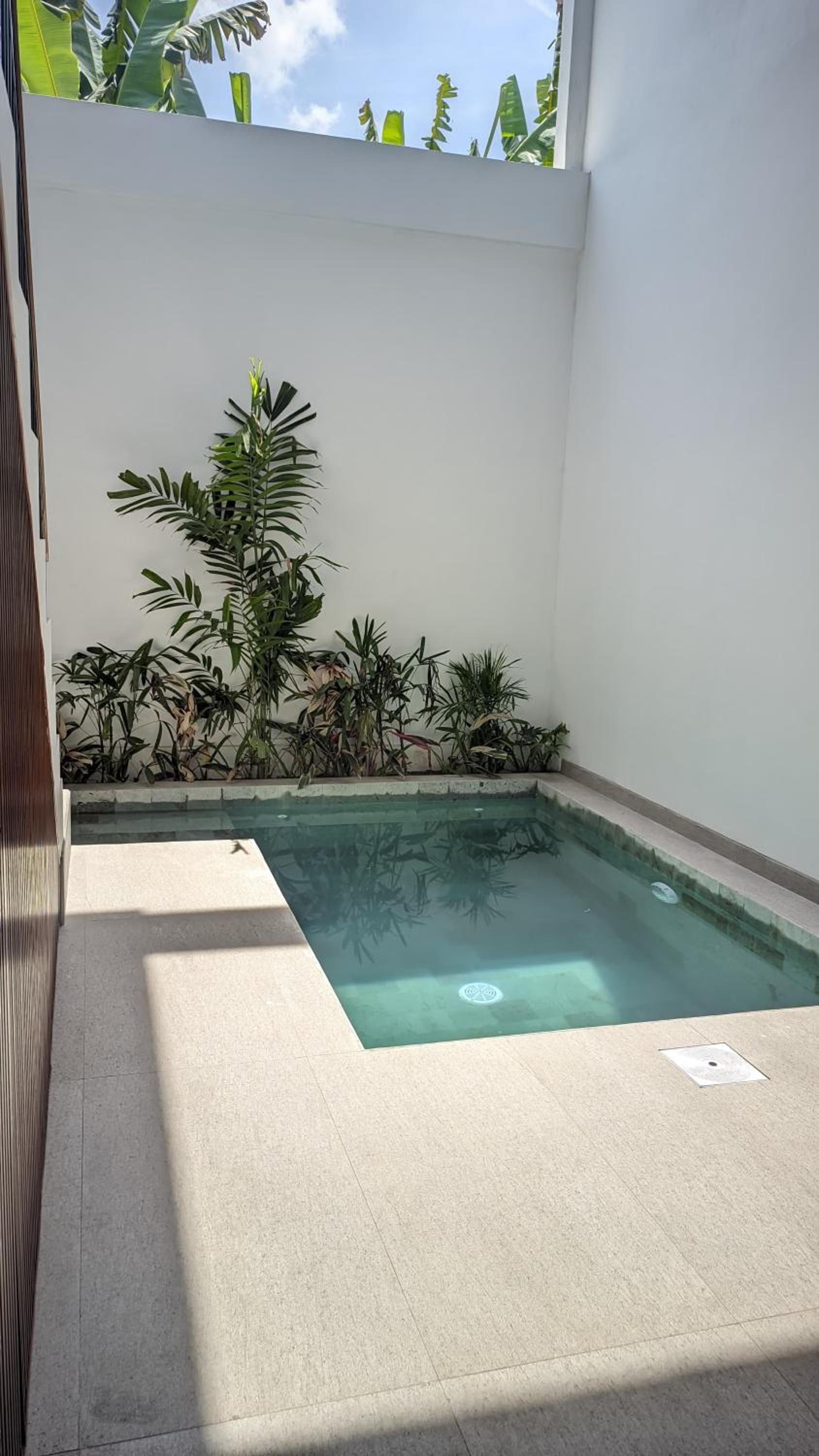 Studio with Pool View - Photo 10