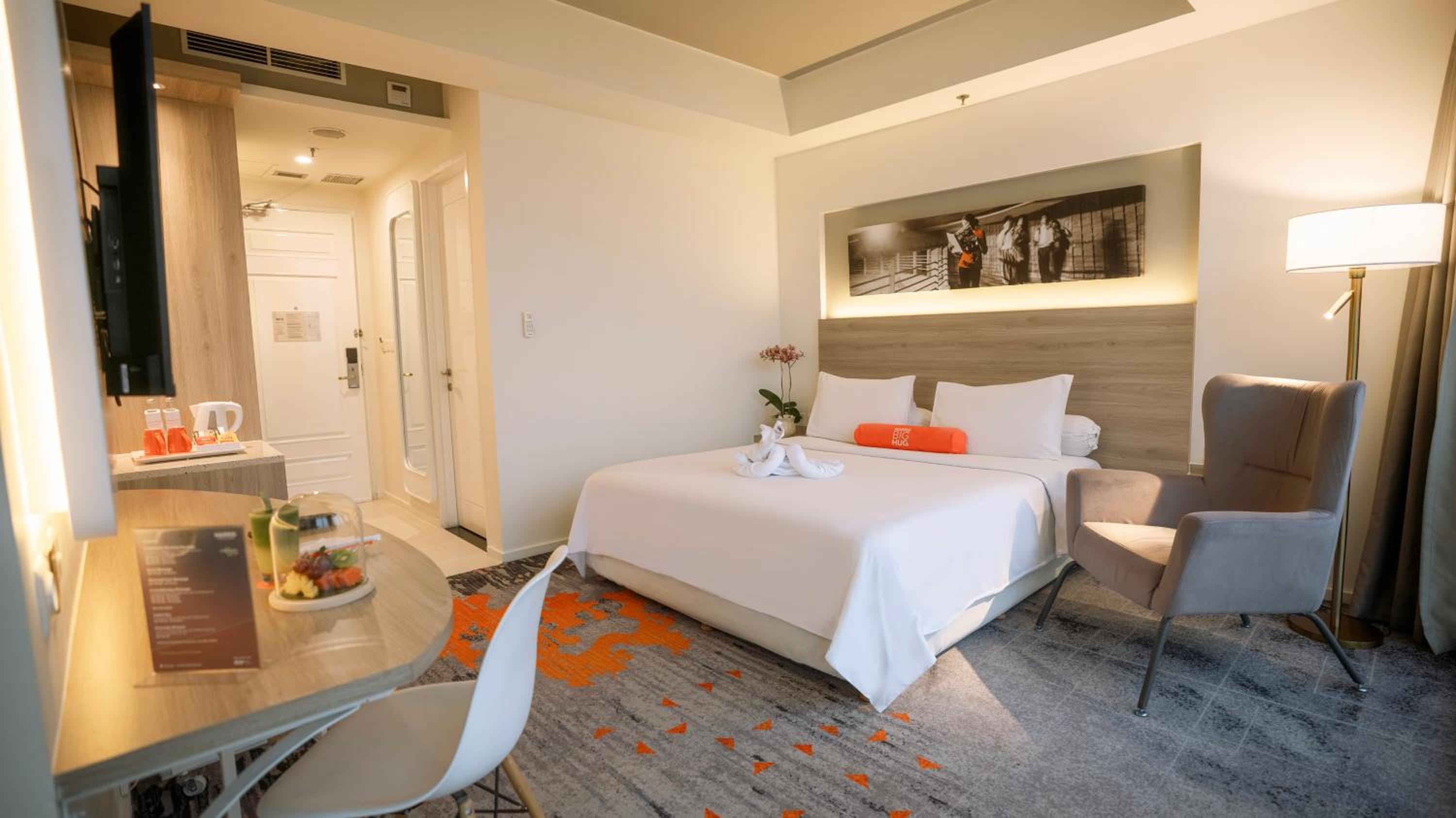 Deluxe Room - Photo 4