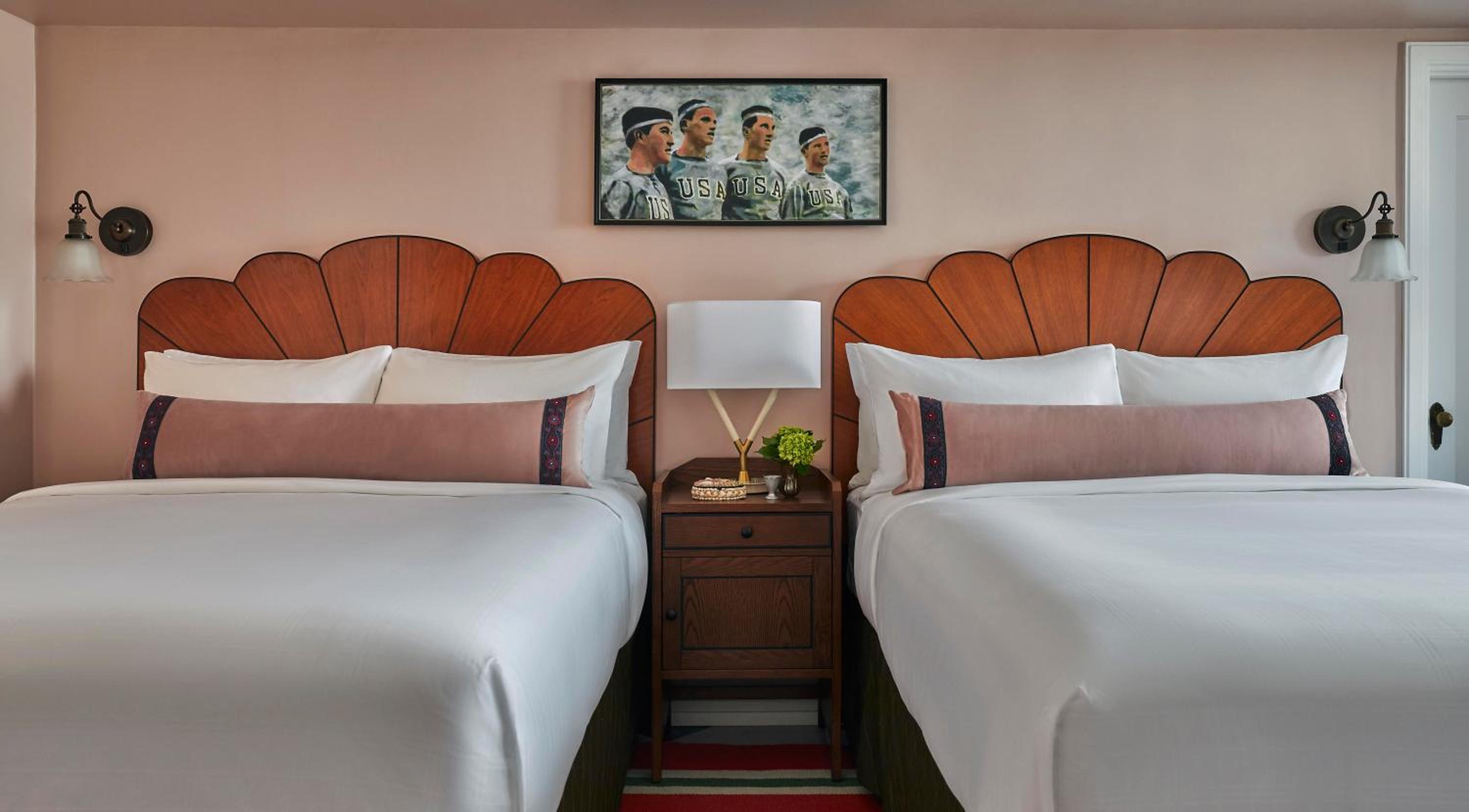 Graduate Room with Two Queen Beds - Photo 1