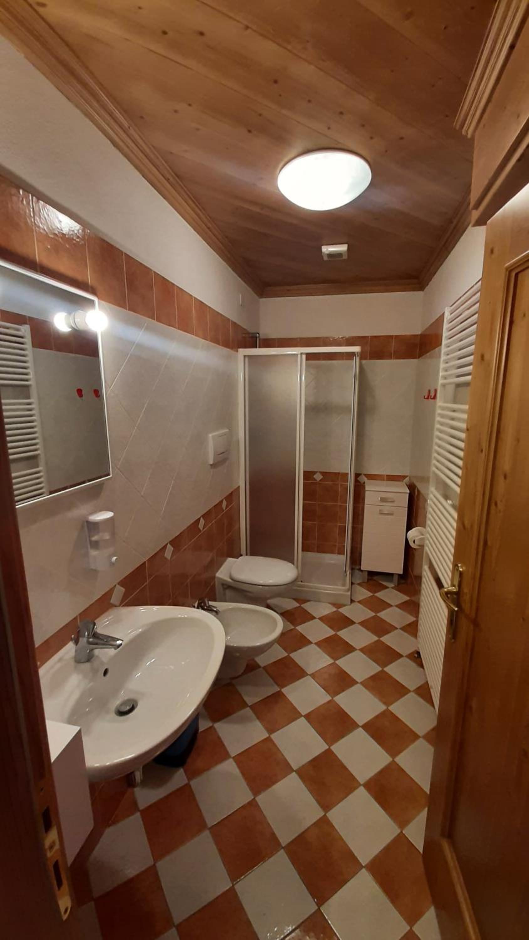 Apartment - Ground Floor photo 2