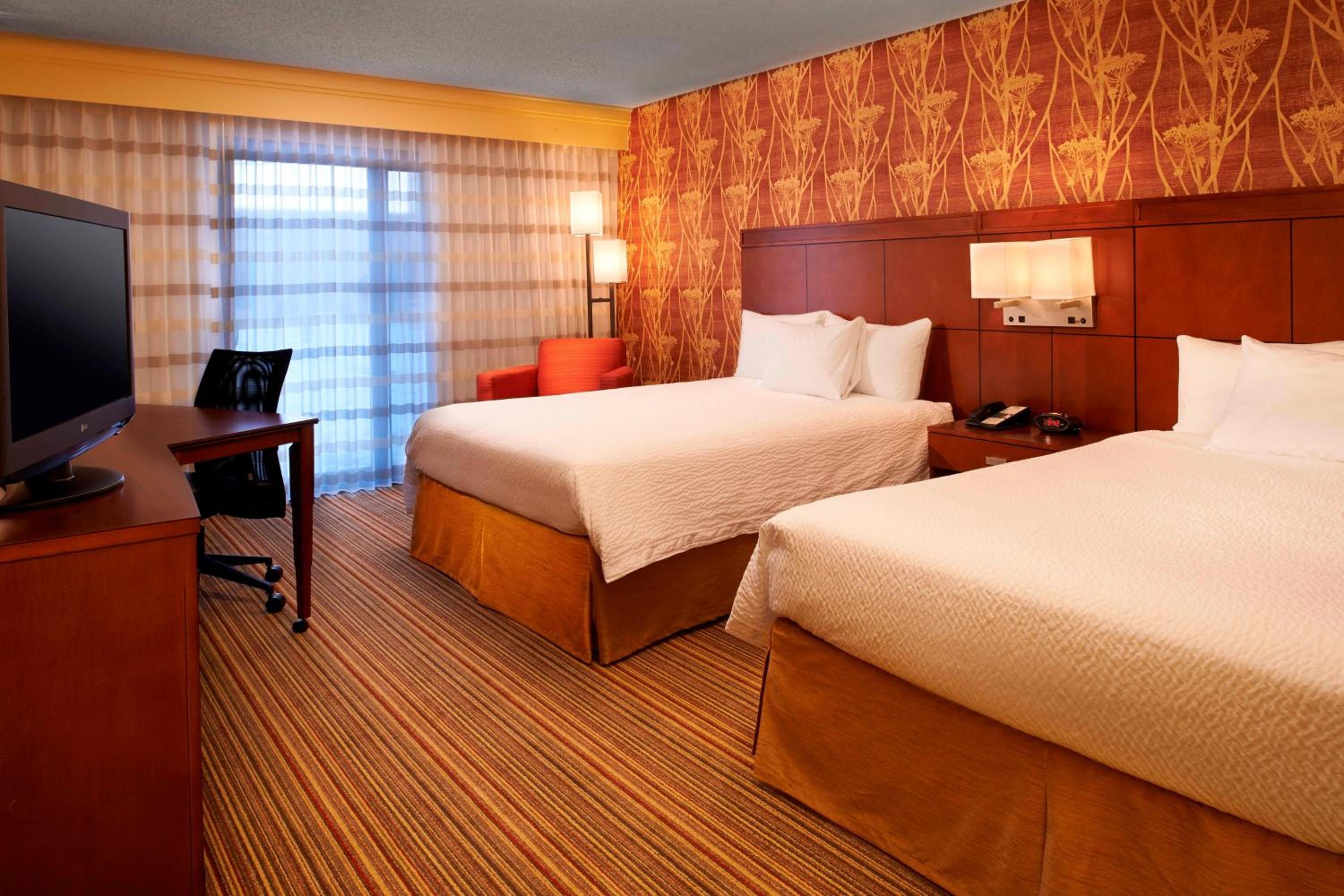 Double Room with Two Double Beds and Roll-n Shower - Mobility and Hearing Accessible