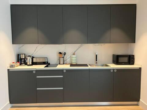 Apartment with Terrace - Photo 20
