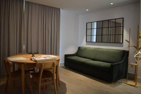 Apartment with Terrace - Photo 23