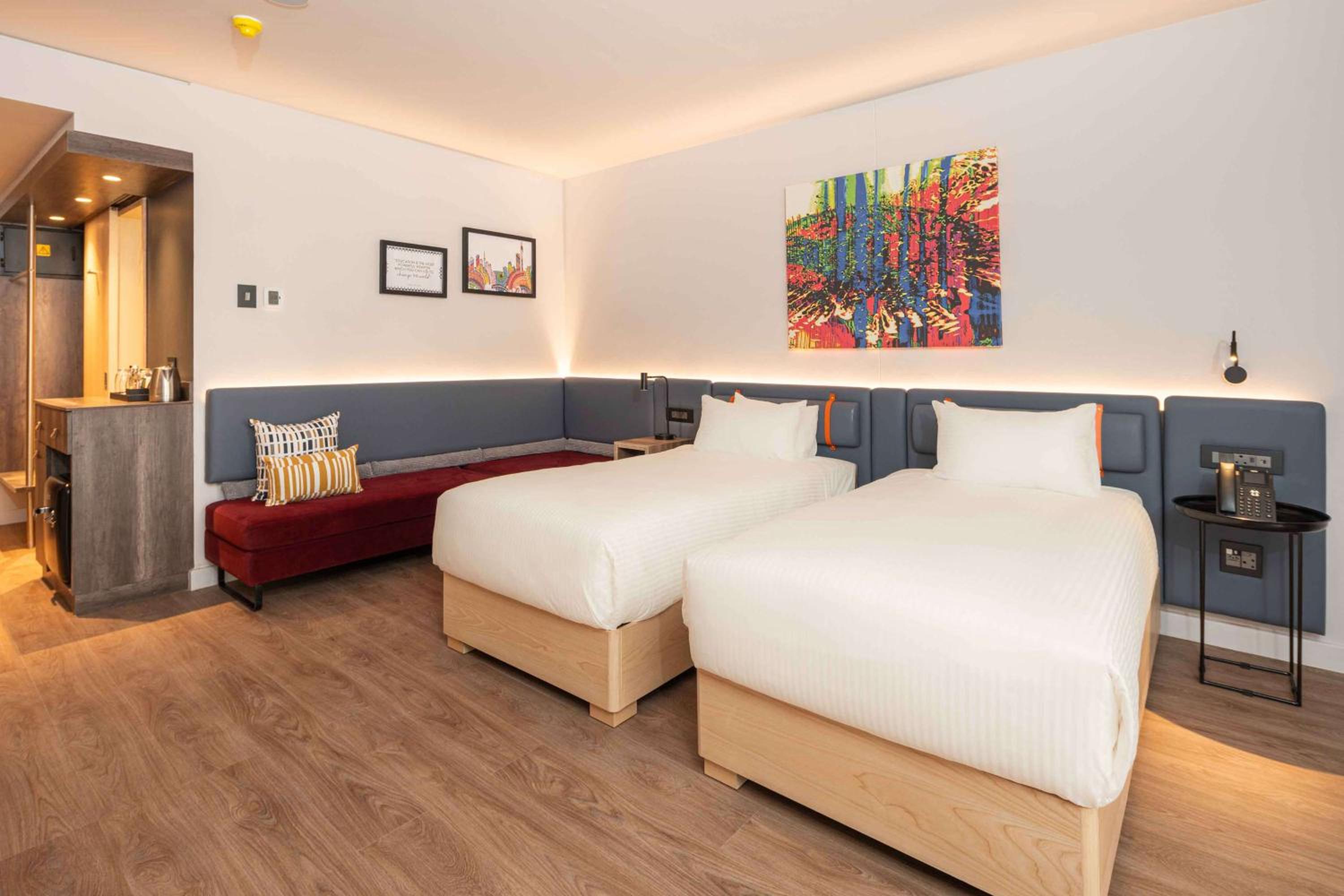 Twin Room photo 2