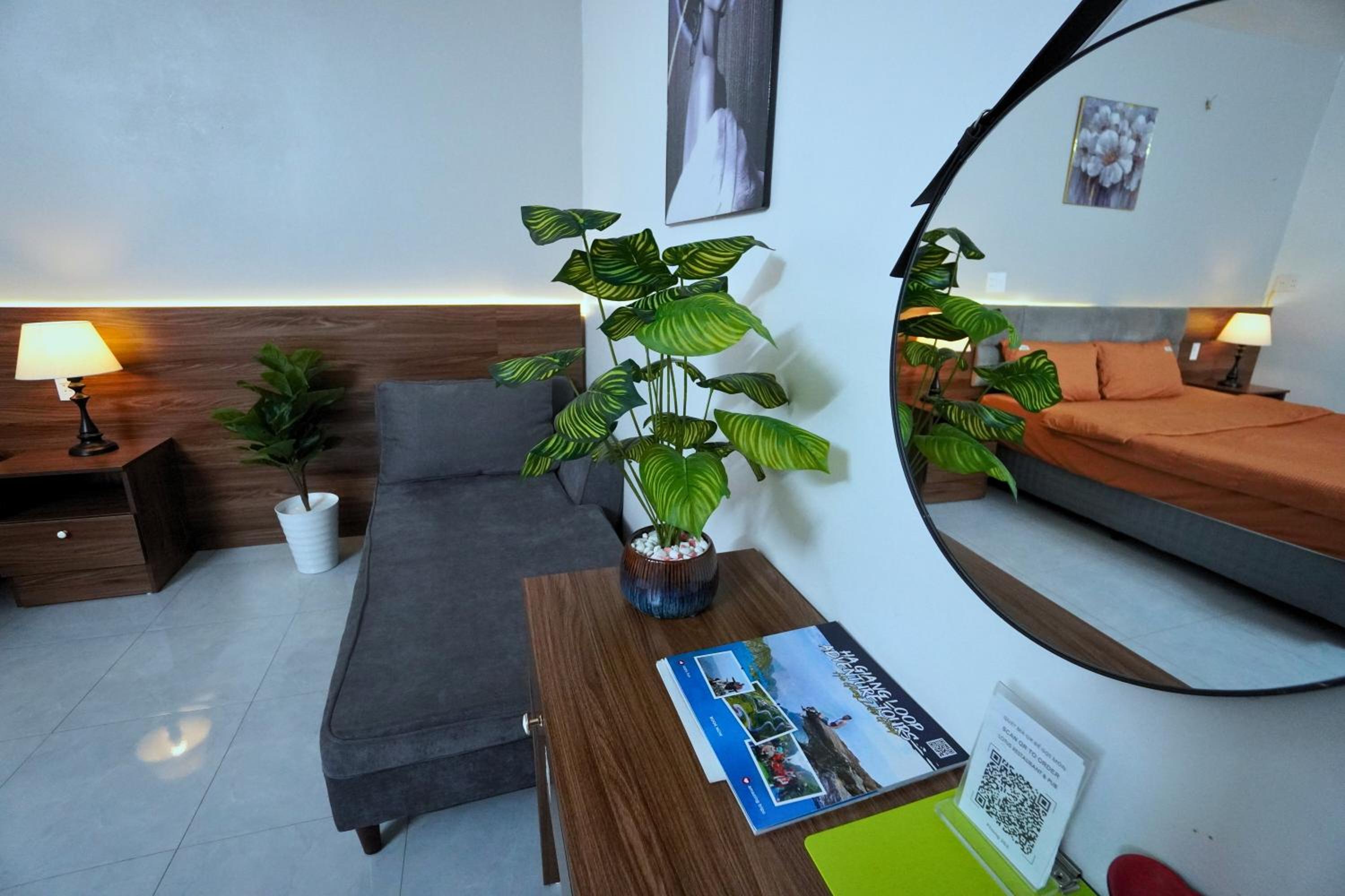 Standard King Room photo 1