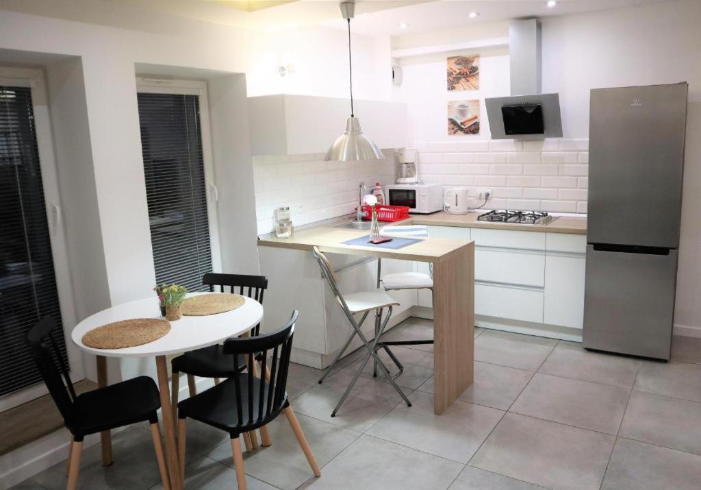Studio Apartment photo 2