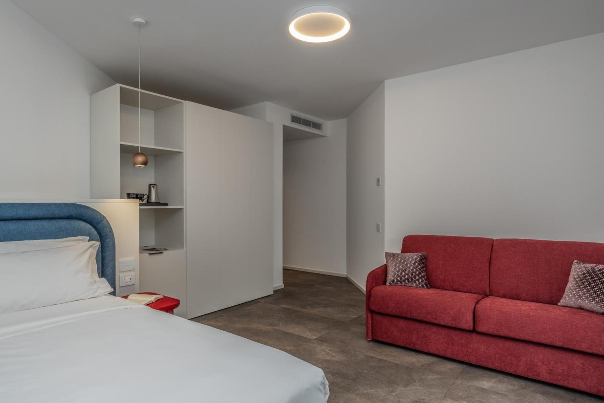 Superior Double or Twin Room - Photo 3