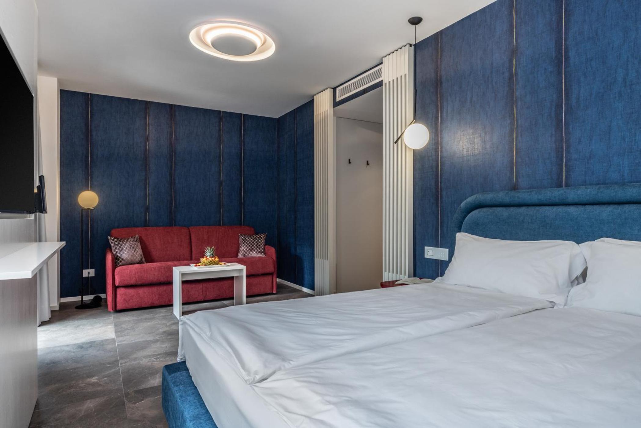 Superior Double or Twin Room - Photo 1
