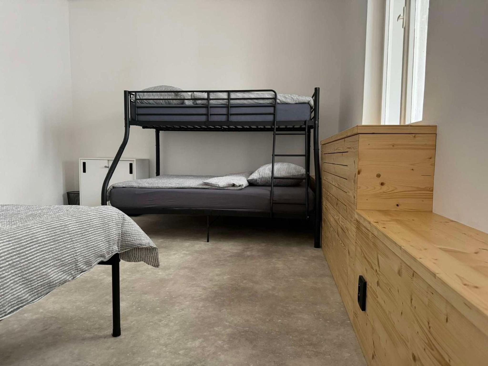 4-Bed Mixed Dormitory Room photo 1