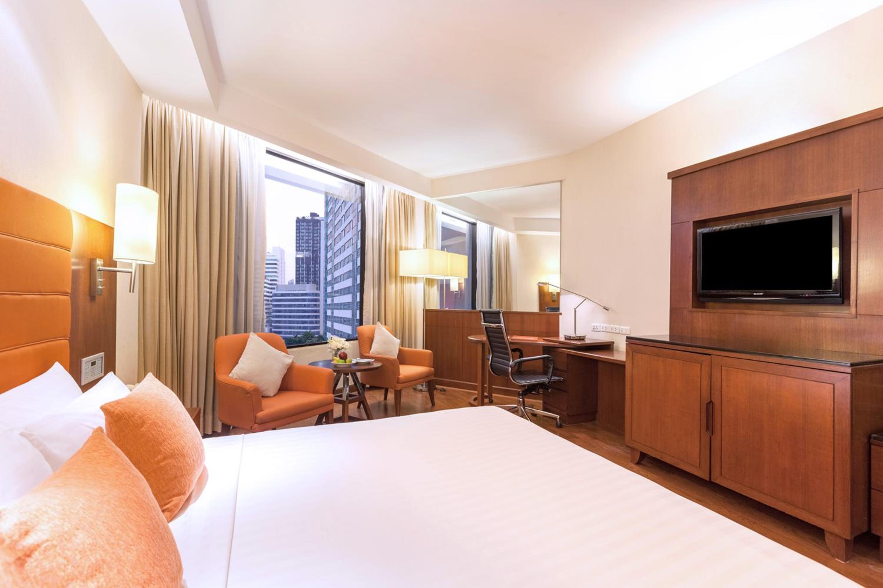 Deluxe King Room photo 1