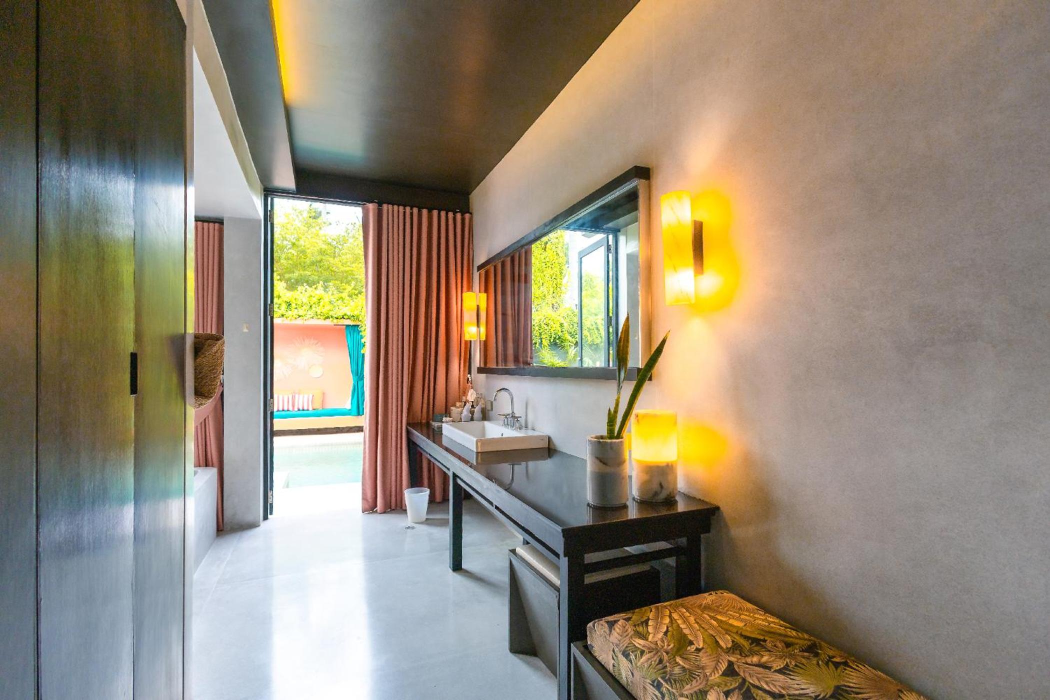 Tropical Pool Villa - Photo 2