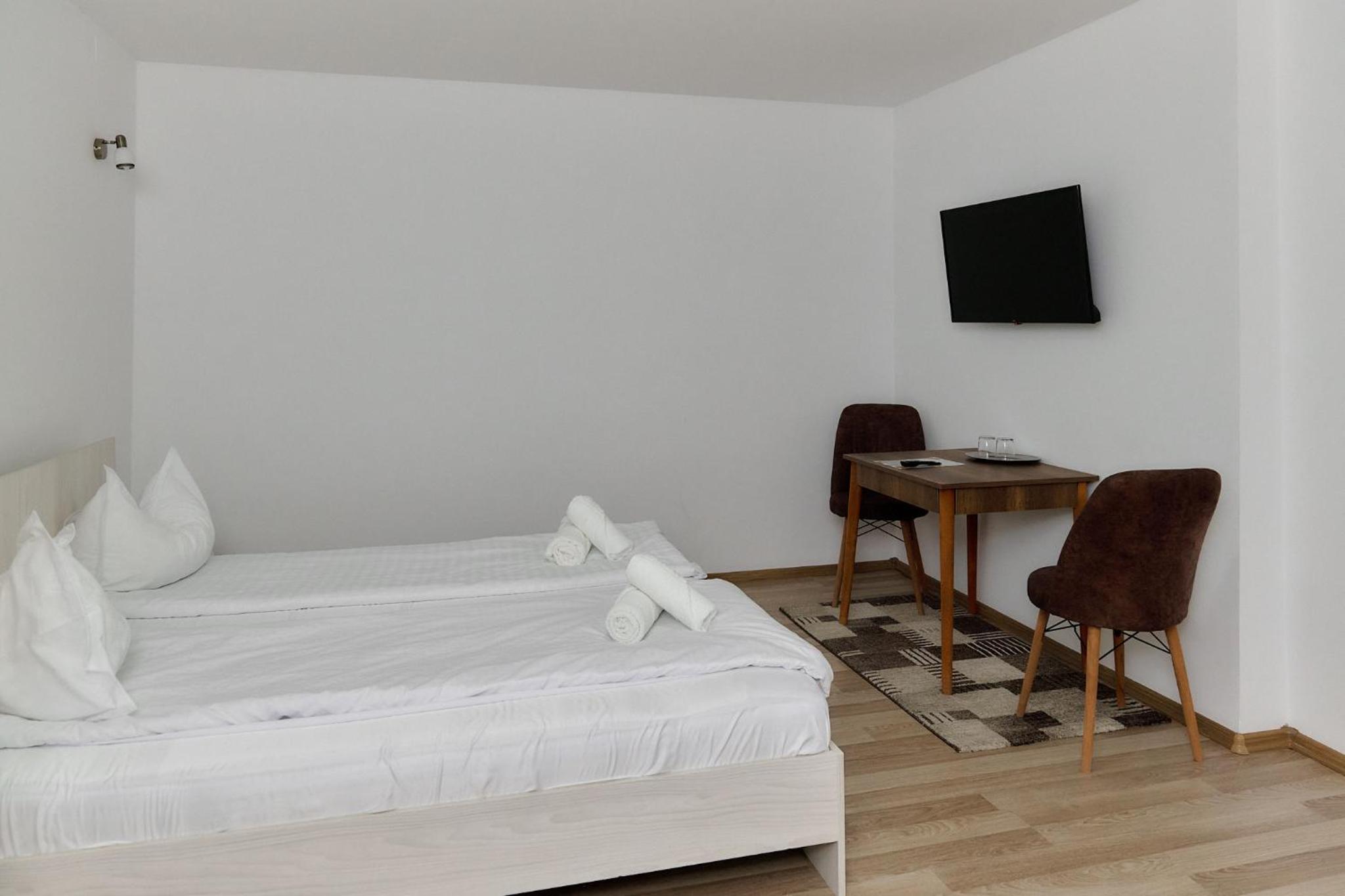 Double or Twin Room photo 1
