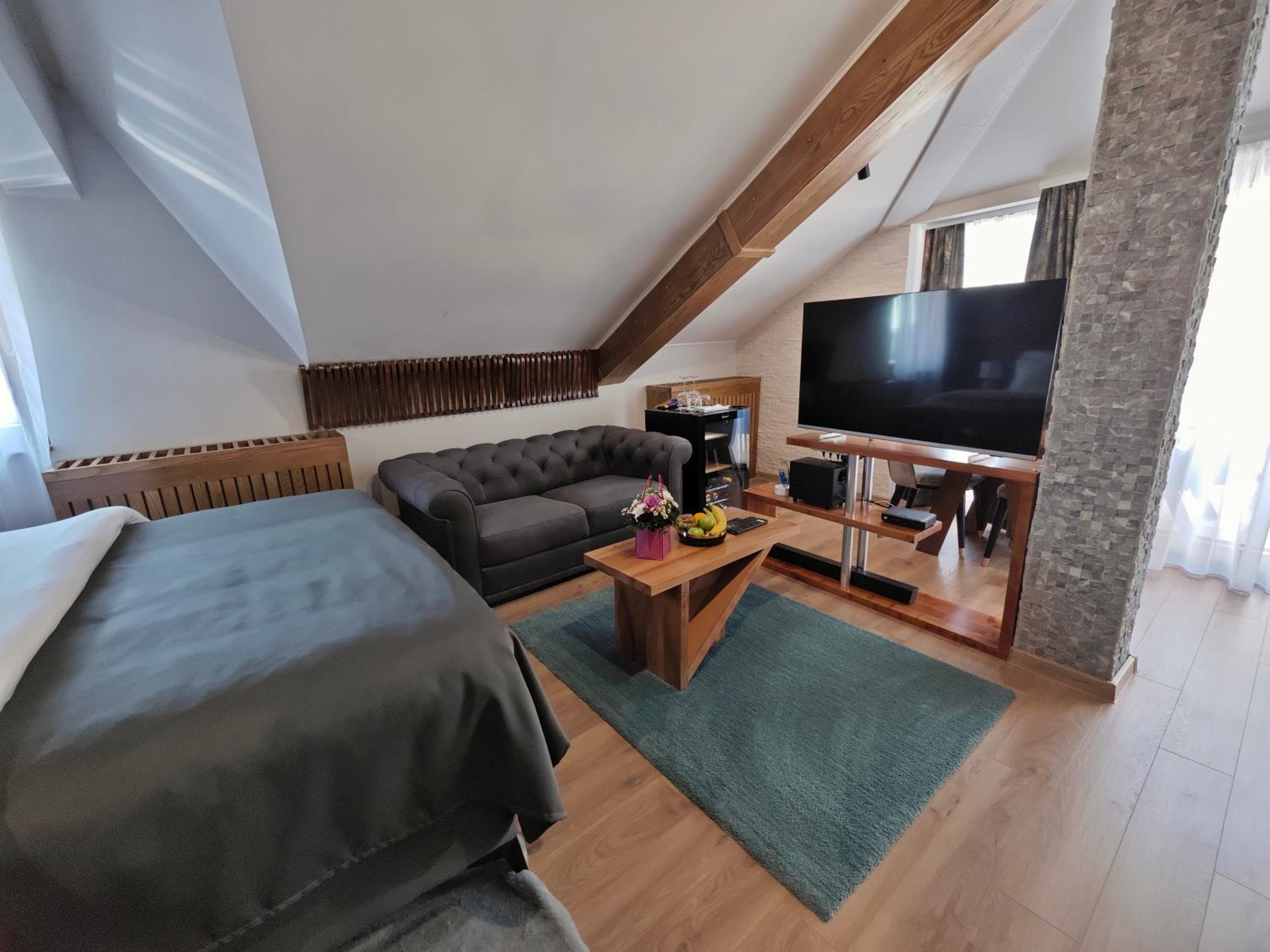 Superior Queen Room photo 2