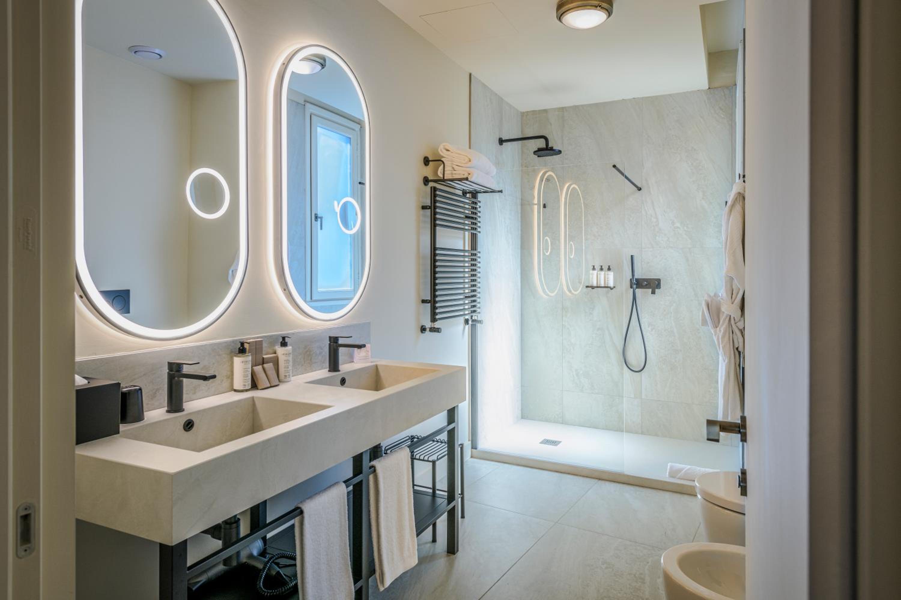 Junior Suite - Photo 5