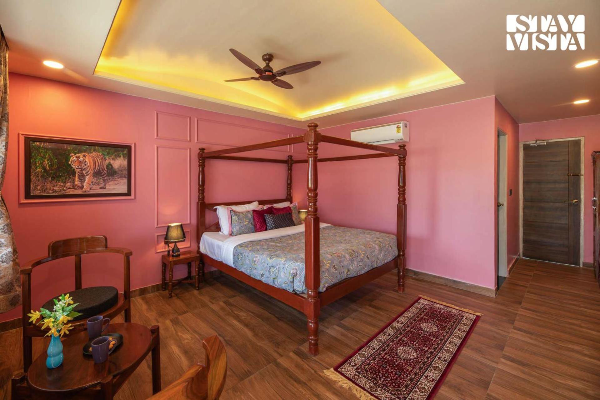 Villa photo 1