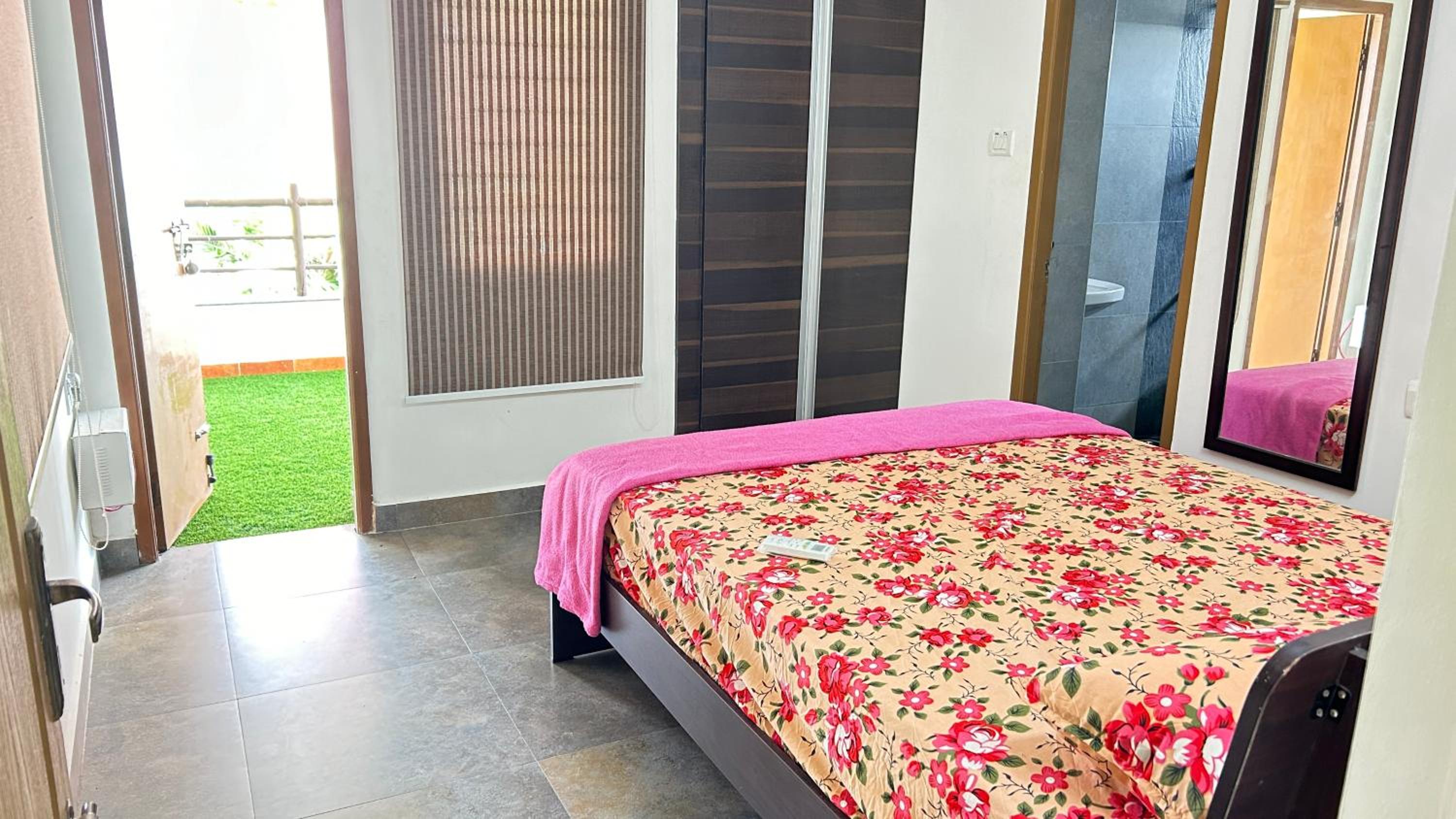 Three-Bedroom Villa photo 1