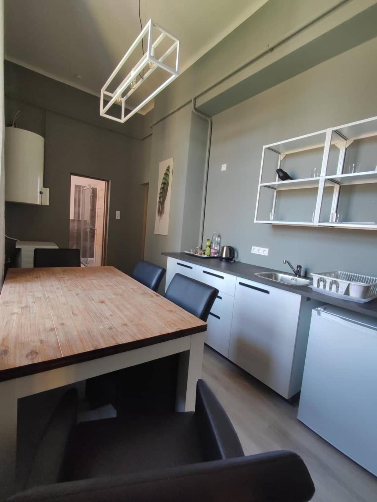One-Bedroom Apartment - Photo 16