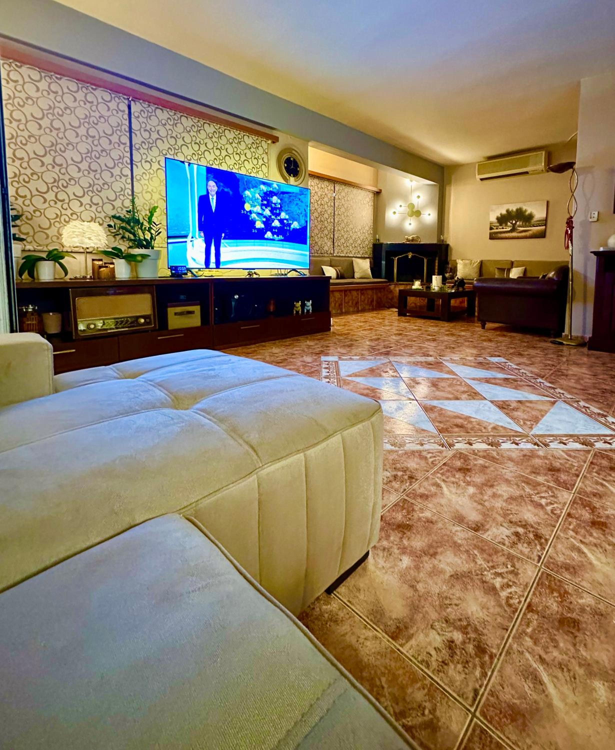 One-Bedroom House photo 2
