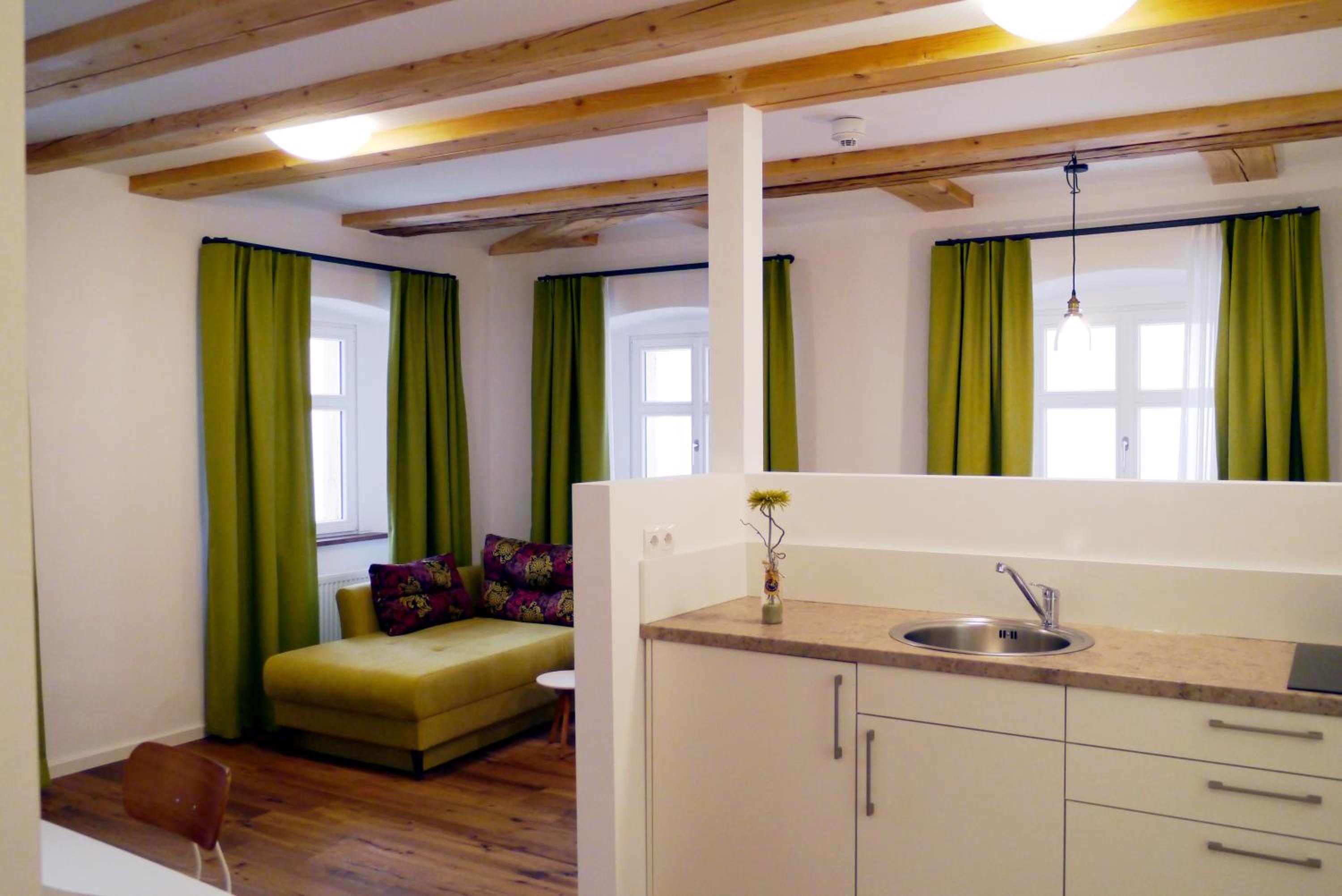 Deluxe Apartment photo 2
