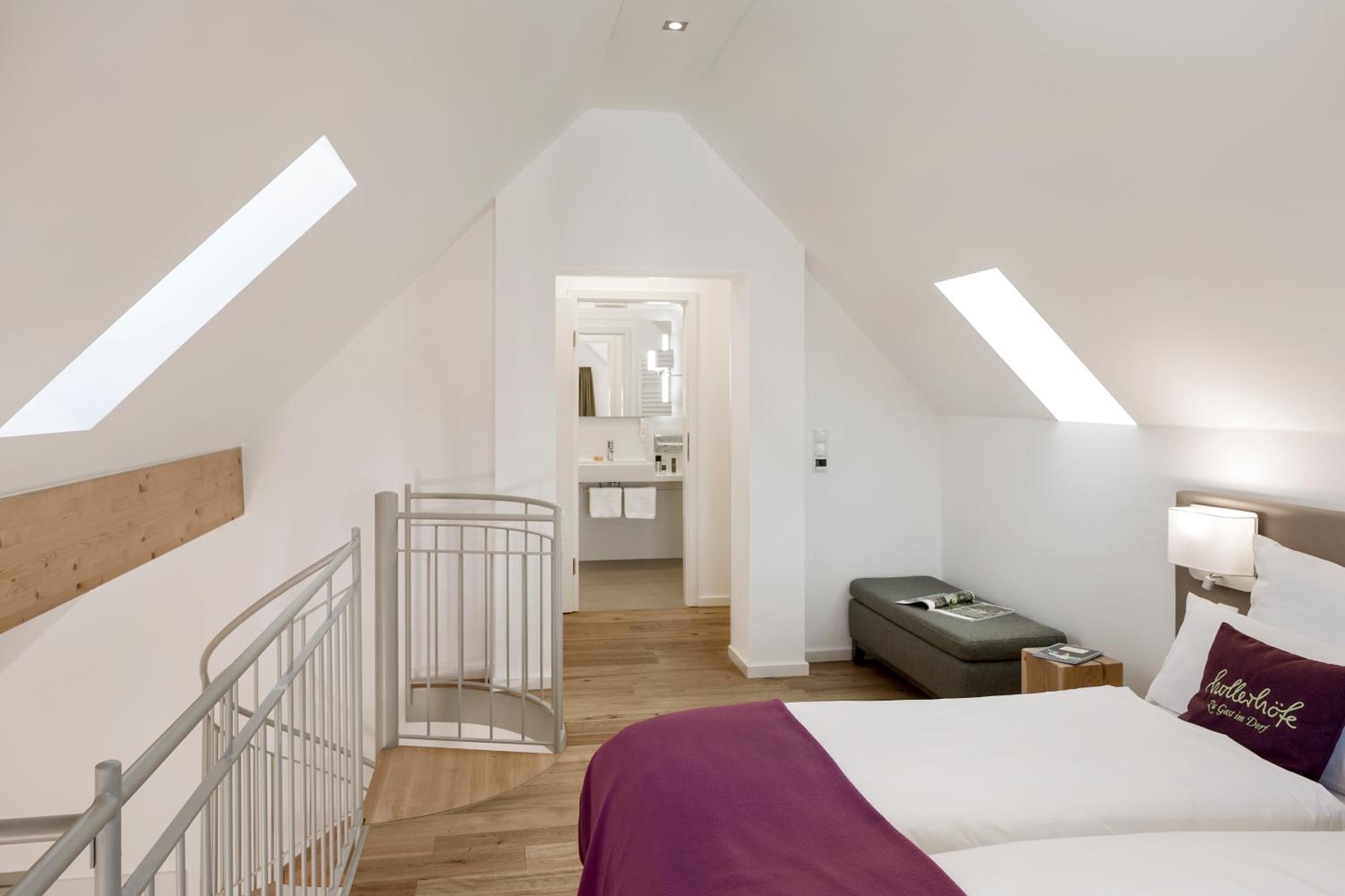 Large Double Room photo 2