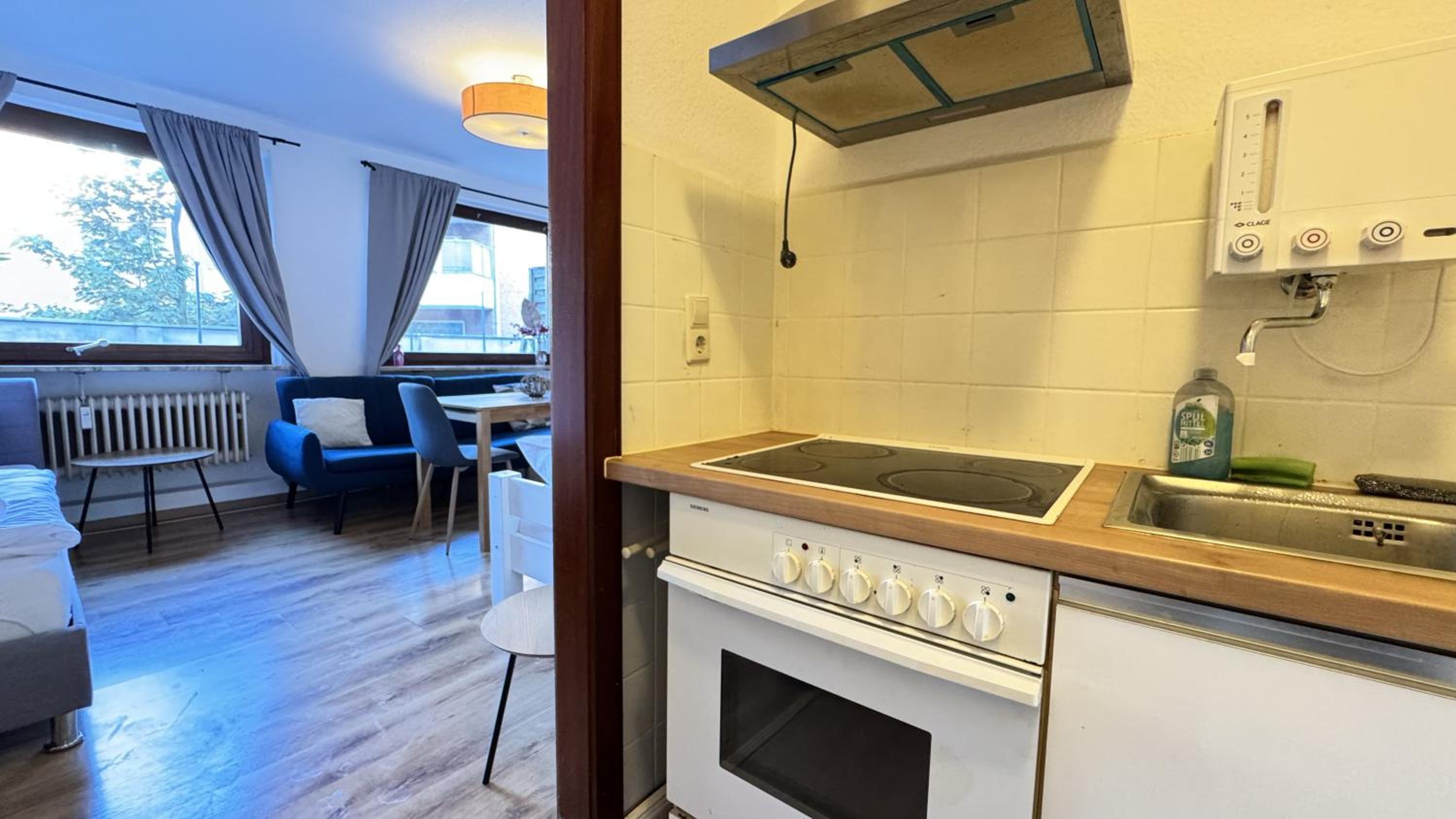 Apartment with Terrace photo 3
