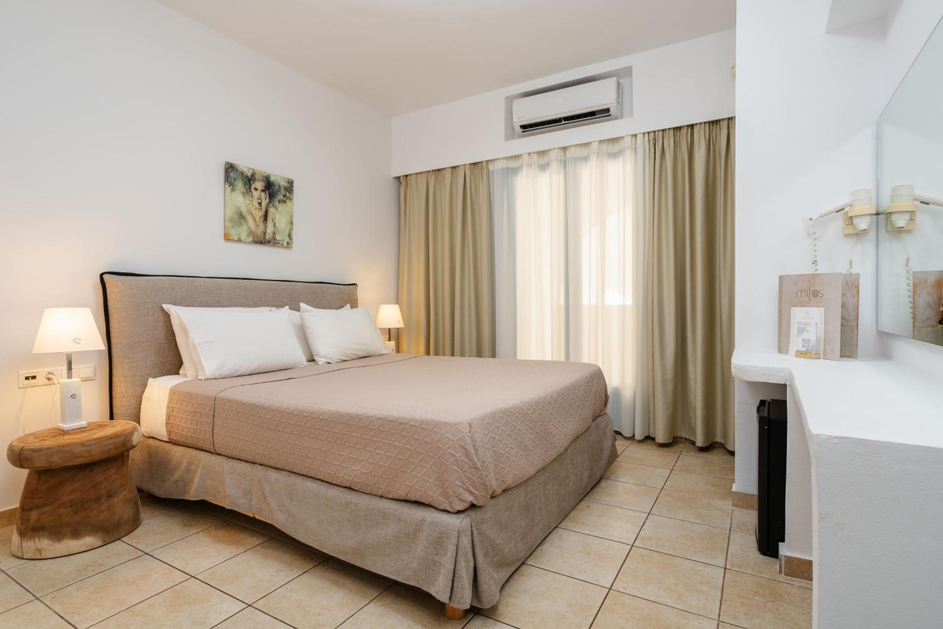 Grand Spa Sea View Suite Private Jacuzzi