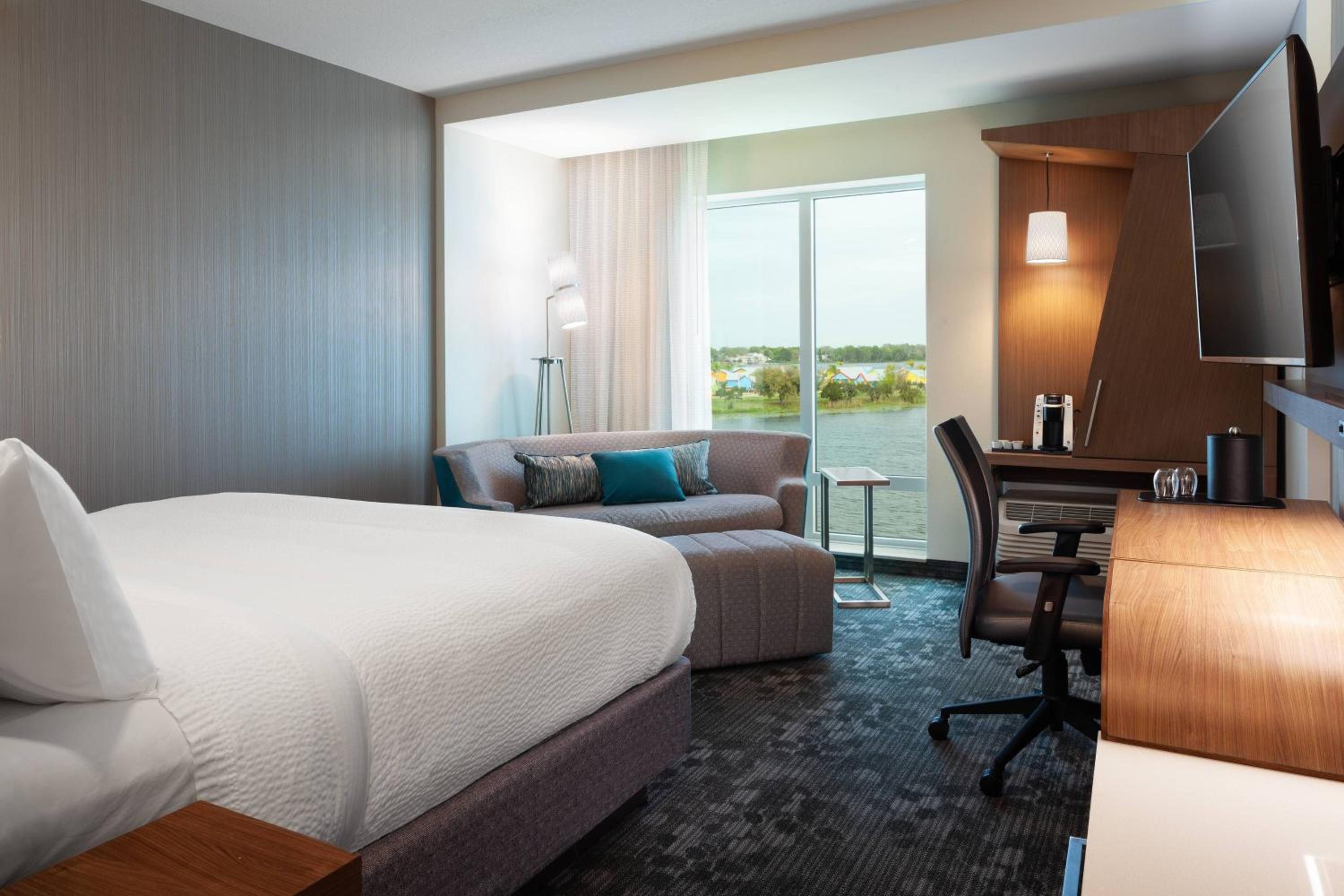 Guest room, 1 King, Sofa bed, Water view