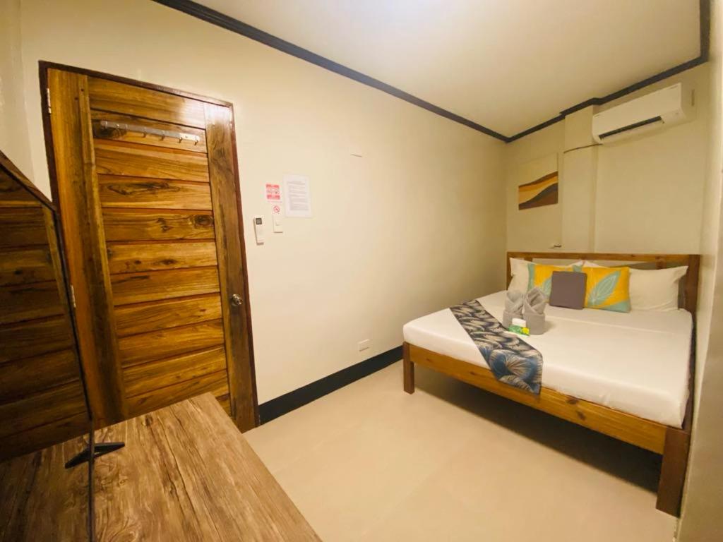 Deluxe King Room photo 3