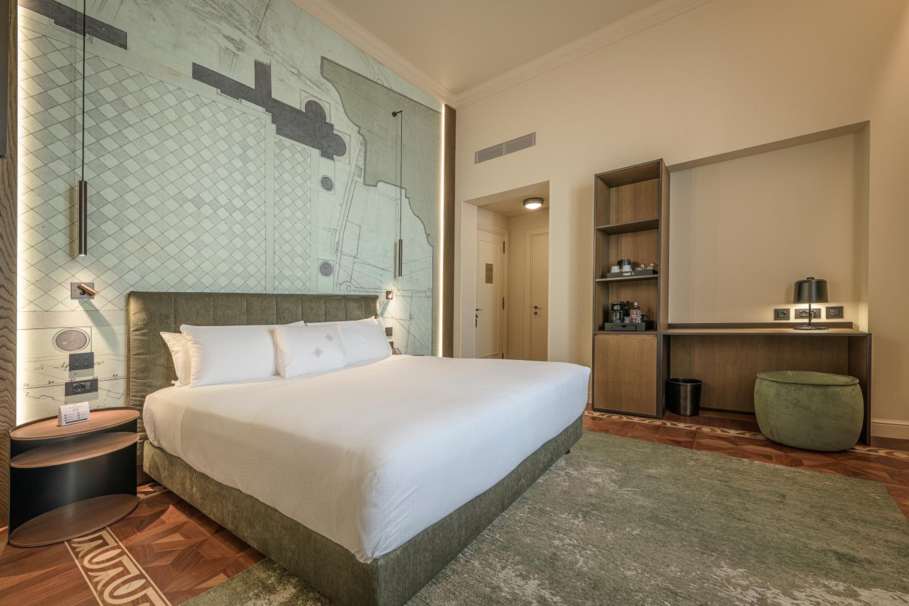 Deluxe Double Room - Photo 1