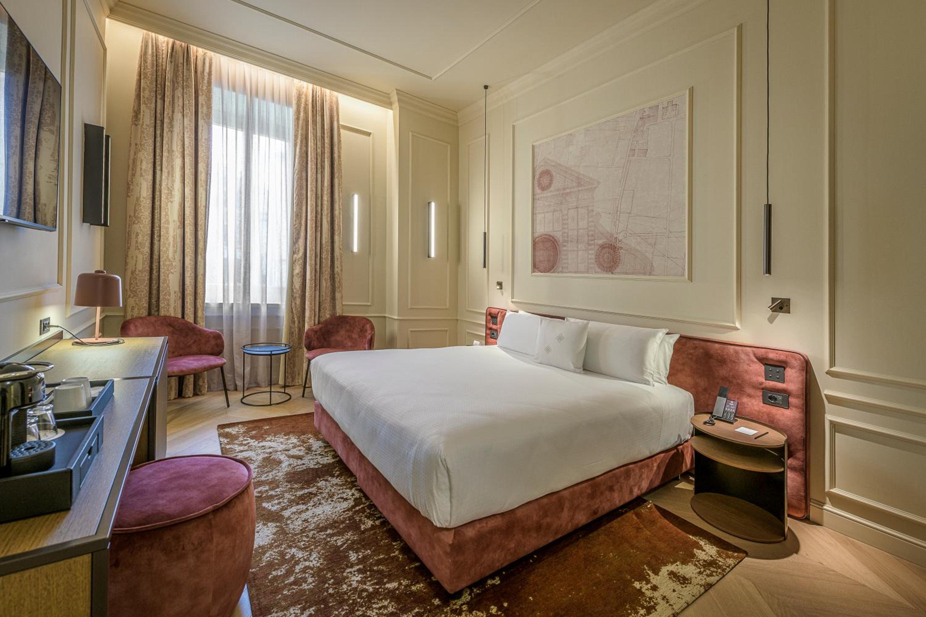 Double or Twin Room with View - Photo 1