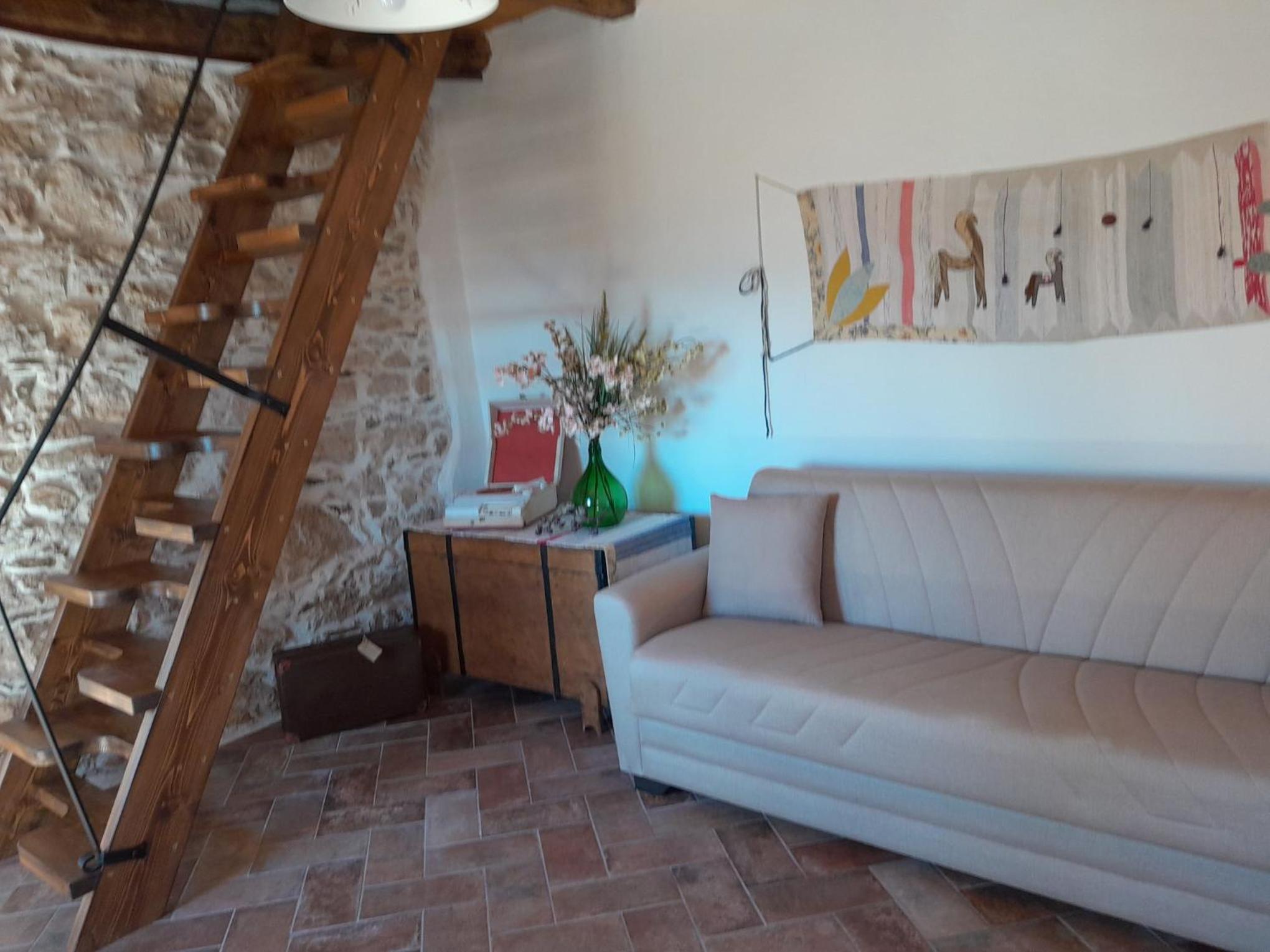 One-Bedroom House photo 1