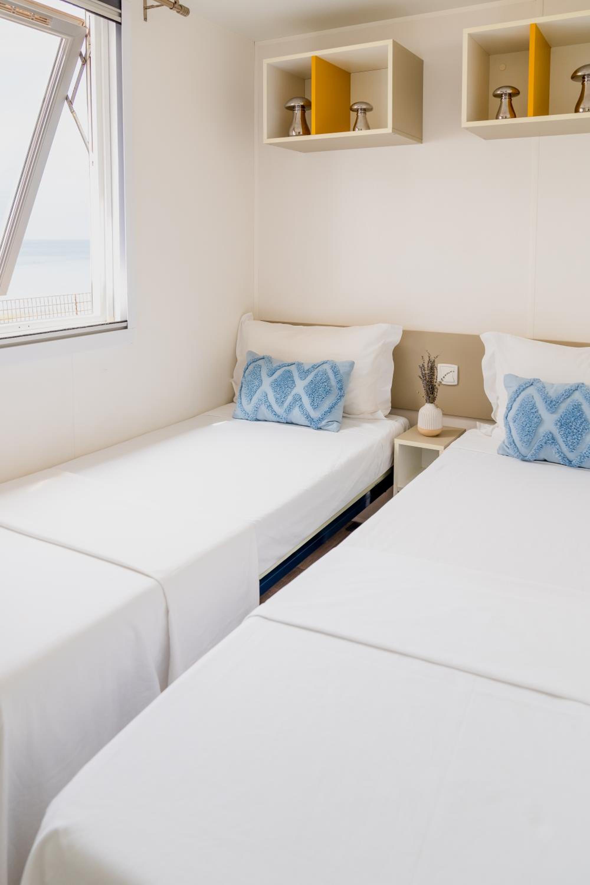 Sea View Prestige Mobile Home (0.6 mi from Aquapark) photo 1