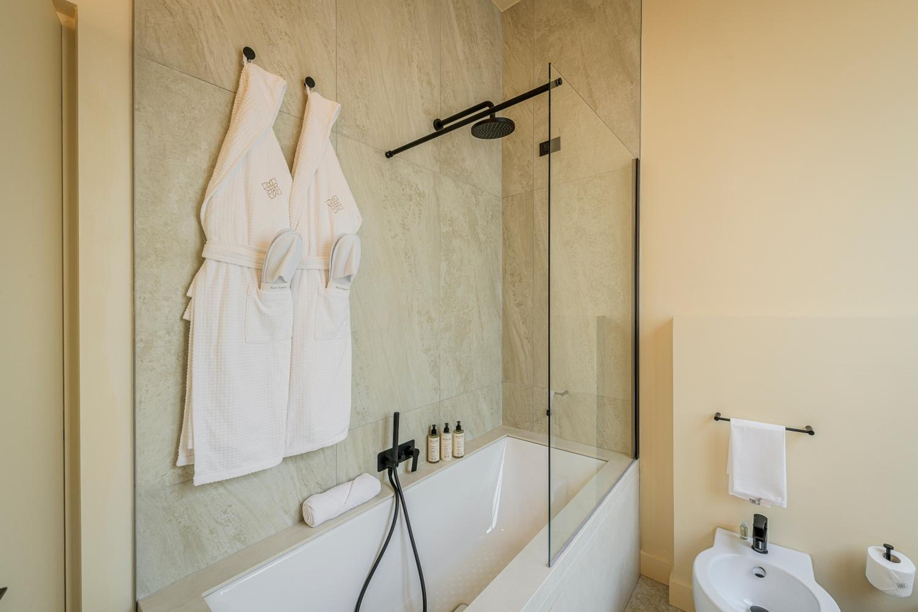 Suite photo 2