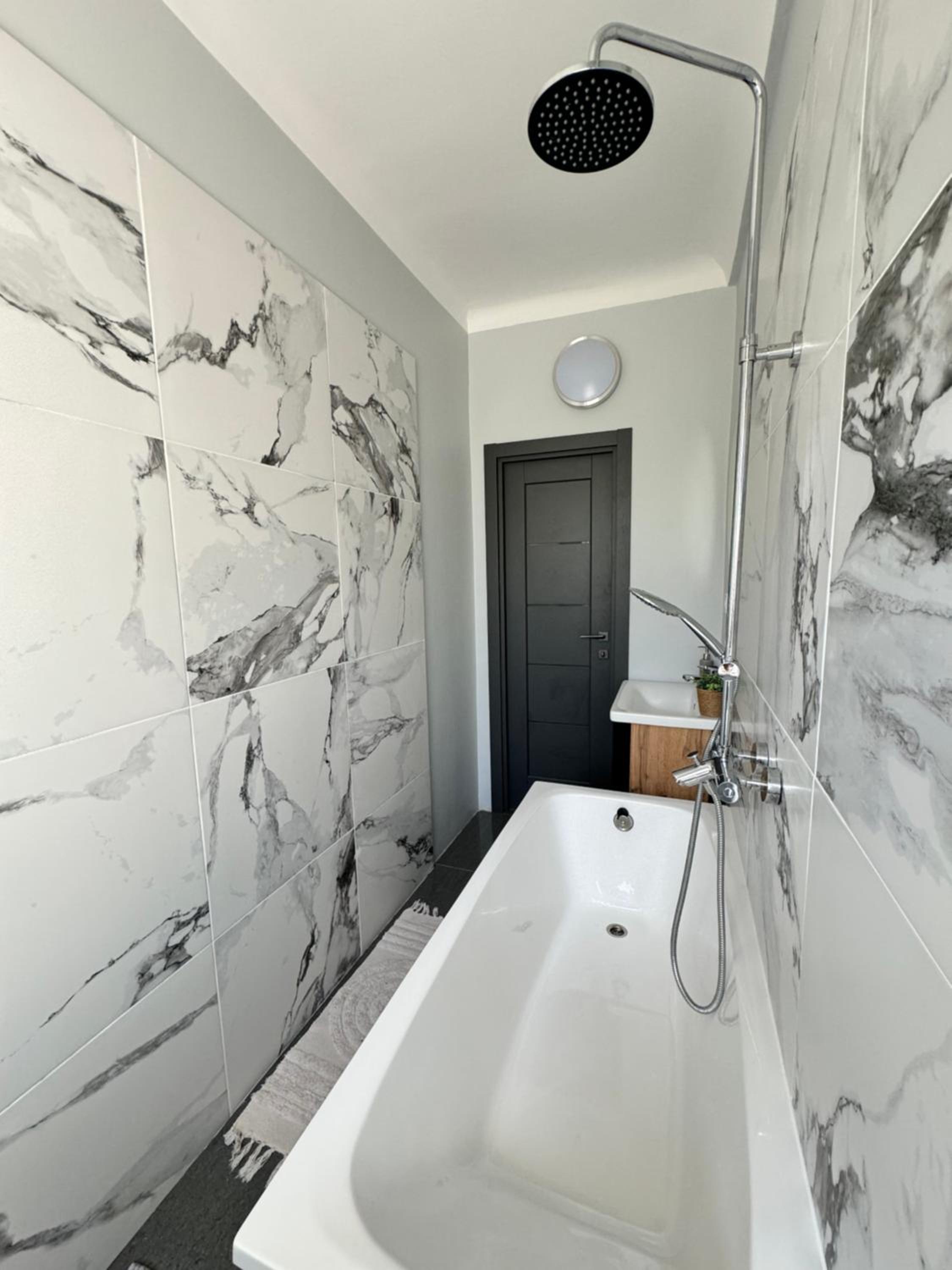 One-Bedroom Apartment - Photo 13