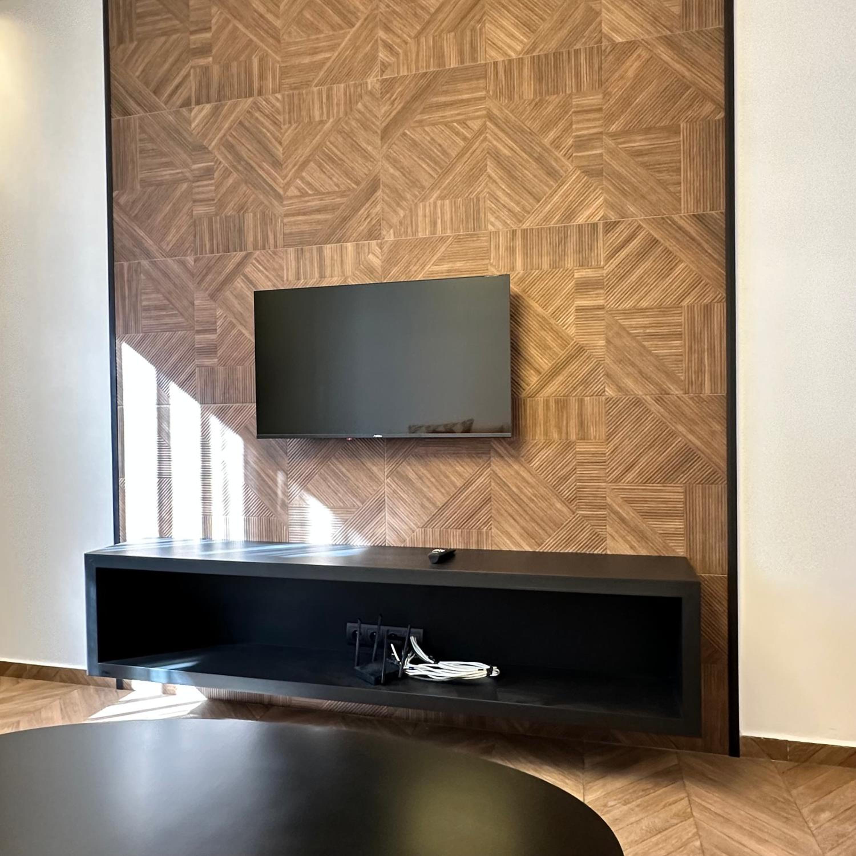 Apartment with City View photo 2