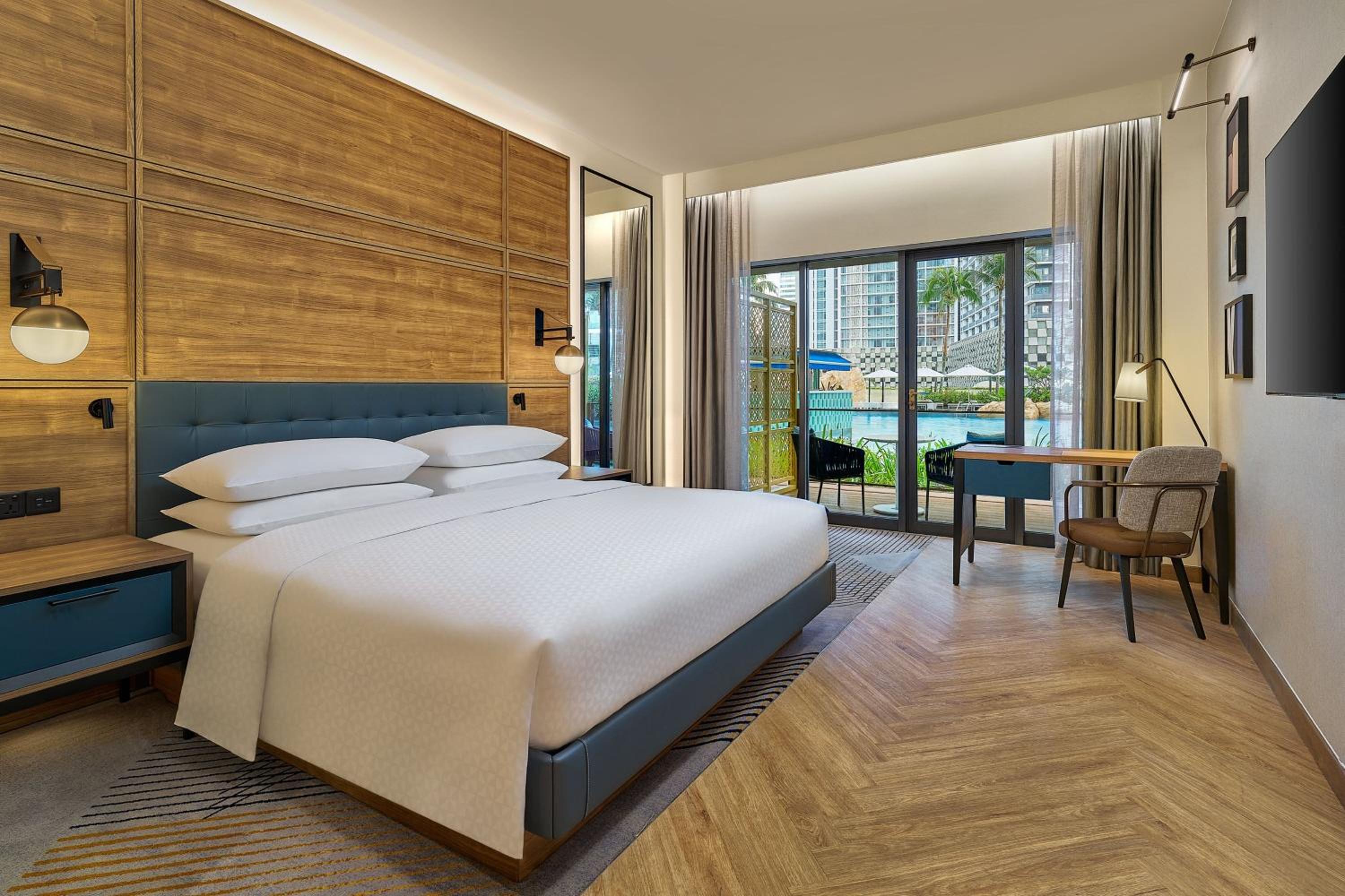 Cabana, Guest room, 1 King, Pool view, Pool access