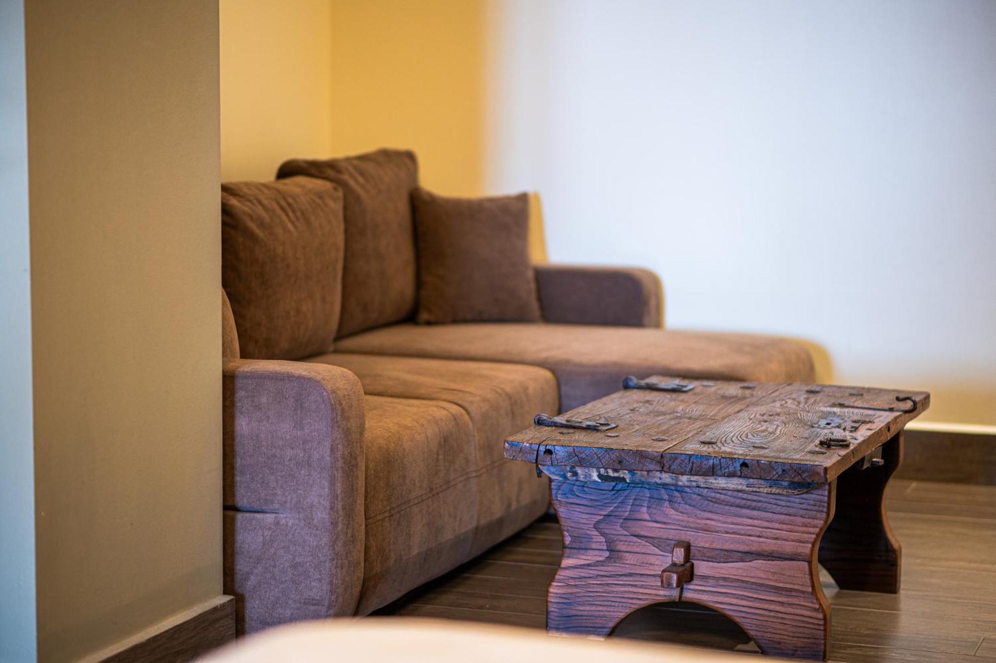 Deluxe Suite with Sea View photo 3