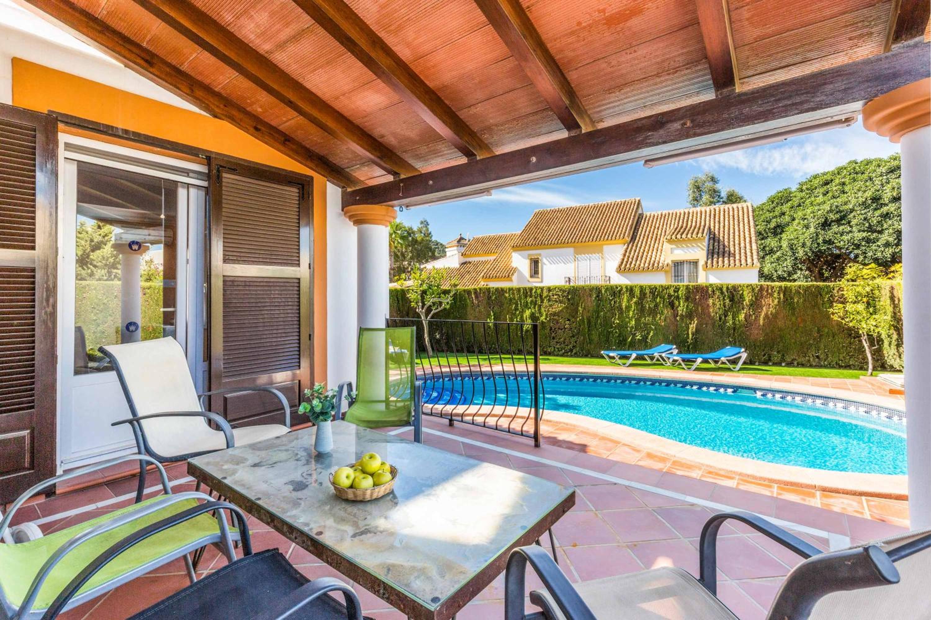 Four-Bedroom Villa photo 2