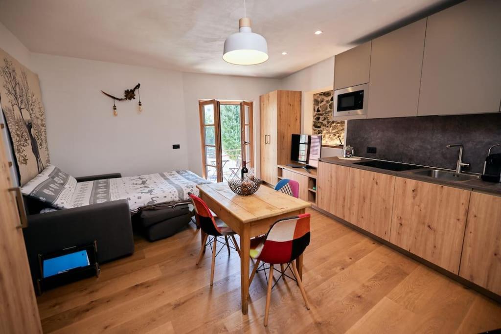 Studio Apartment photo 1