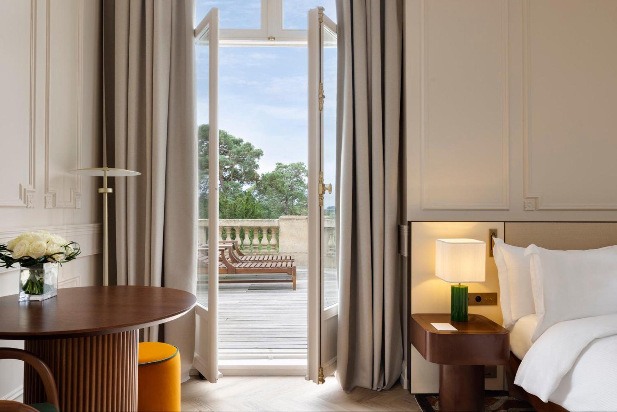 Premium Queen Room with Outdoor Terrace photo 3