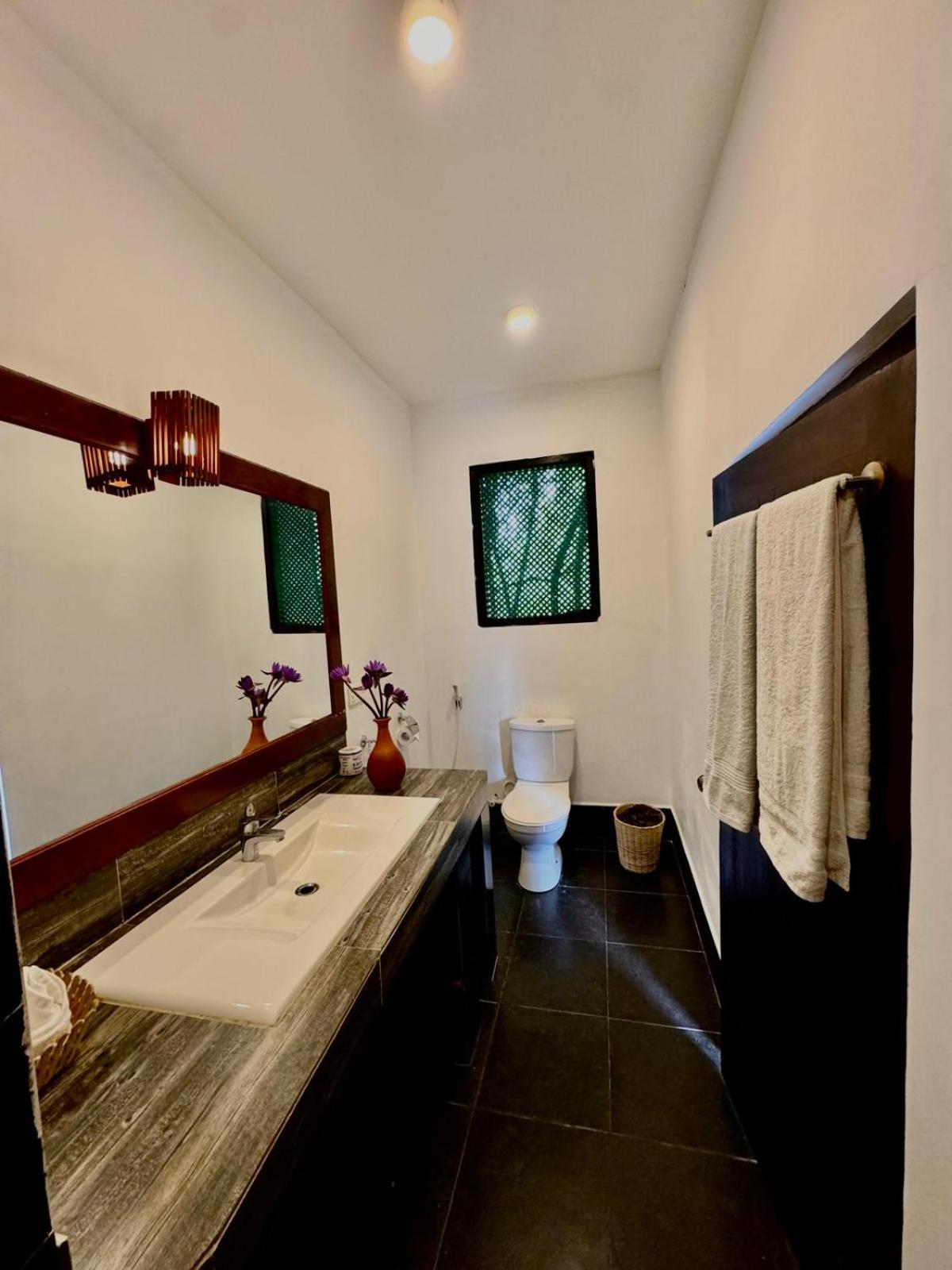 King Room with Balcony photo 3