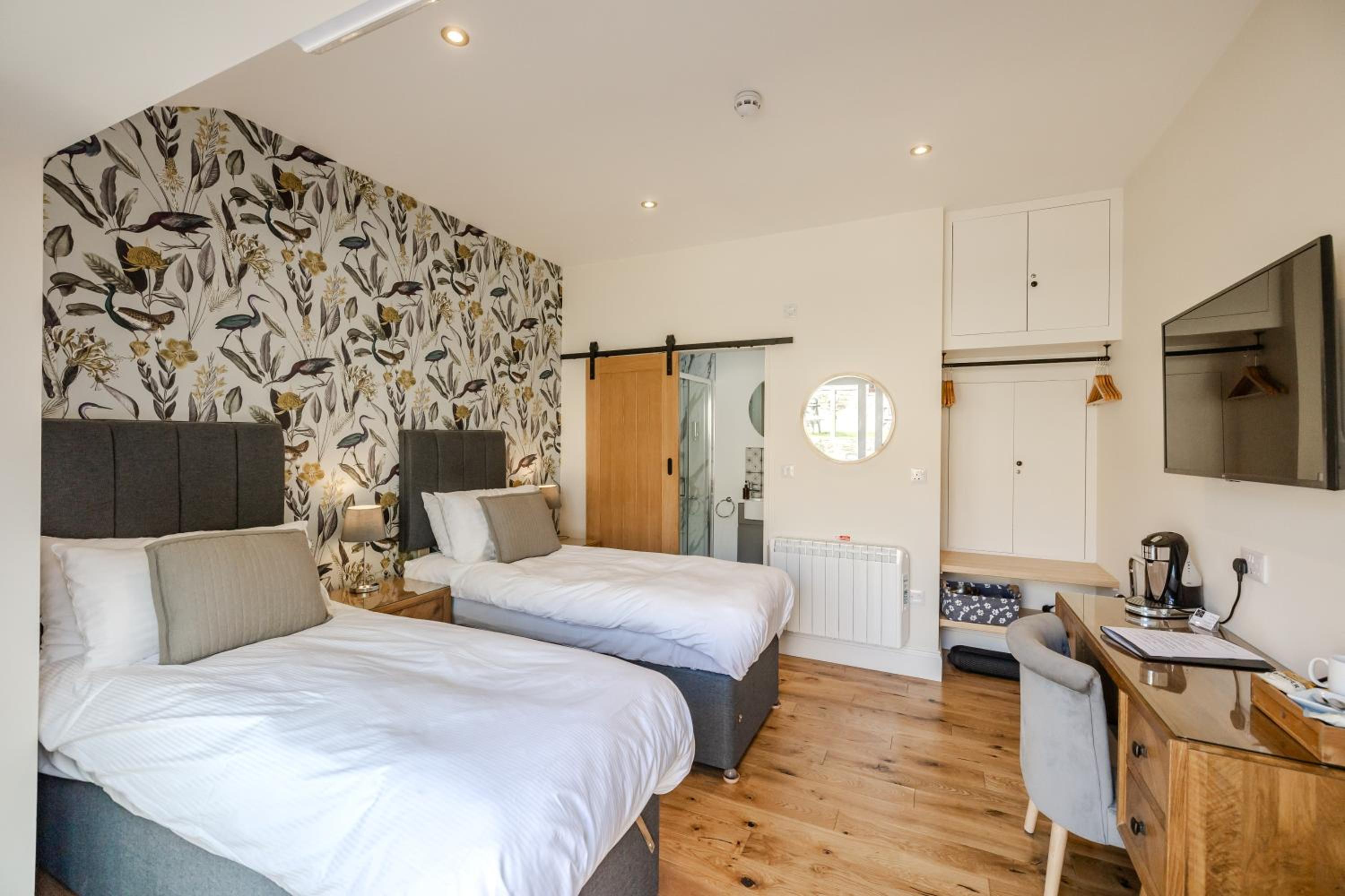 Double or Twin Room with Garden View